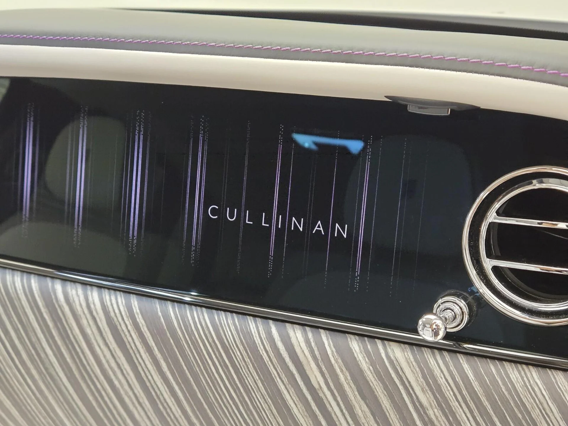 mph026_3683628496_New_2026_Rolls_Royce_Cullinan_1760421181_7846b0e017