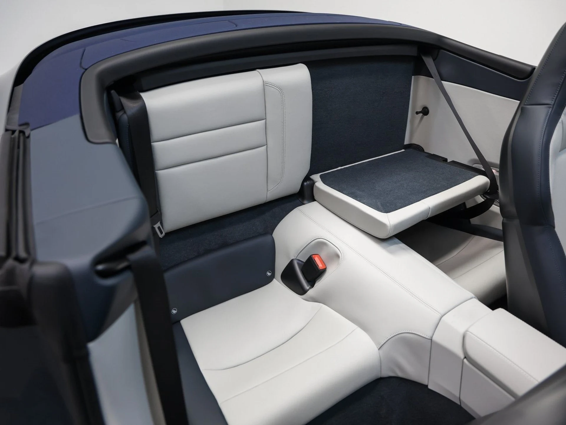 mph026_3685344752_27_9a415883e6