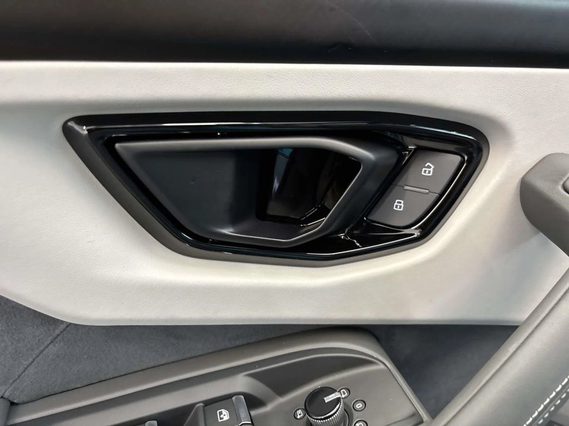 mph026_3687701207_cf0f30f3398a15de9ee2d6888a4013cfx_f5175e35fe