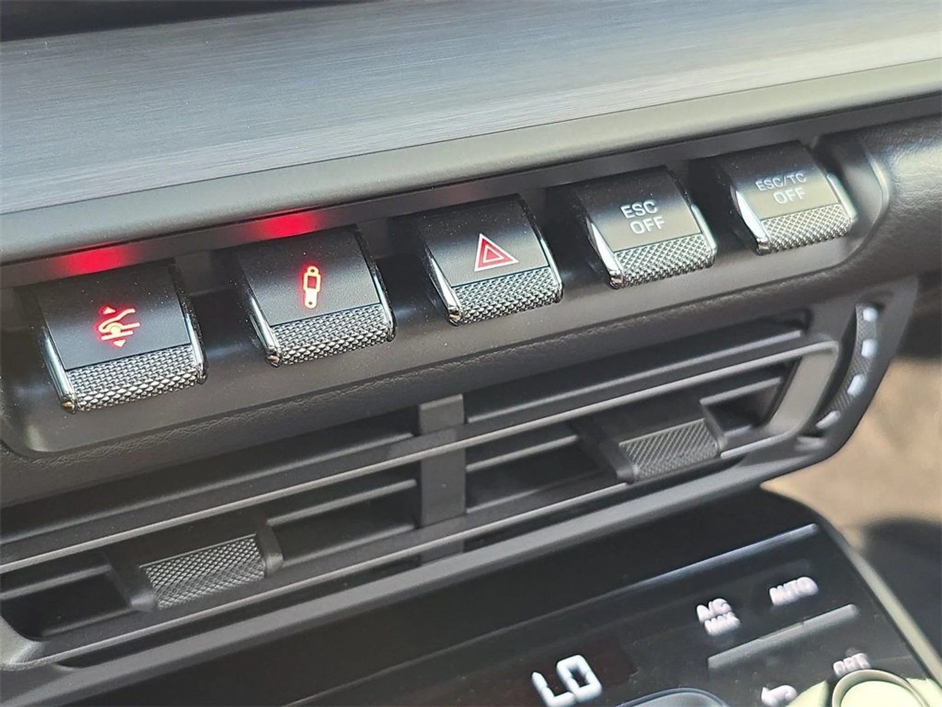 mph026_3697329734_48af6971ce8fca9c345b3267f2302a04_30ac8fe549