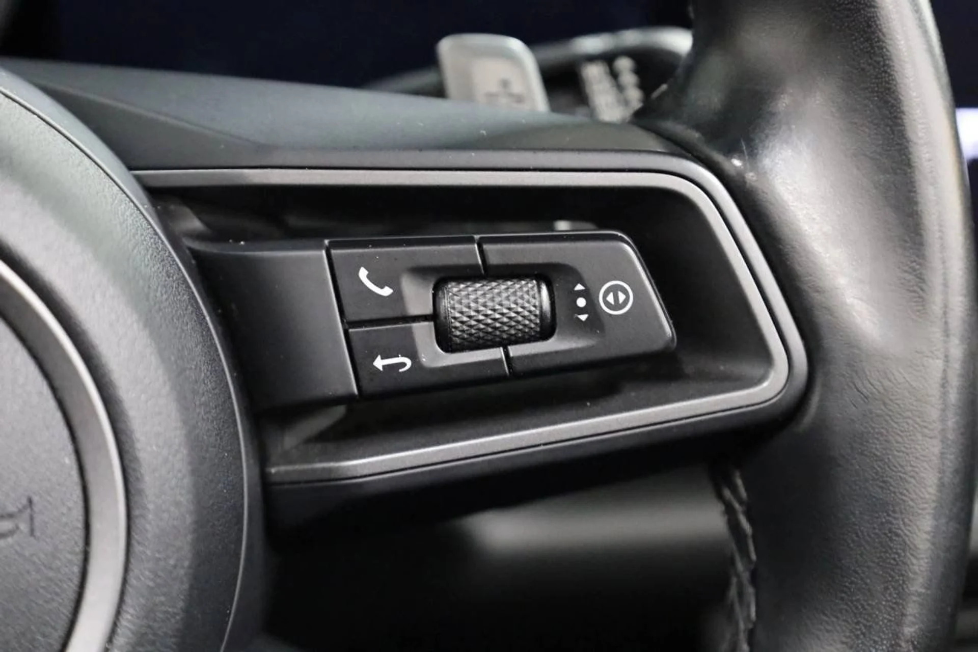 mph026_3703221792_c9e8d312ce92cdf395541a7606ed3f08_256fe4bb68