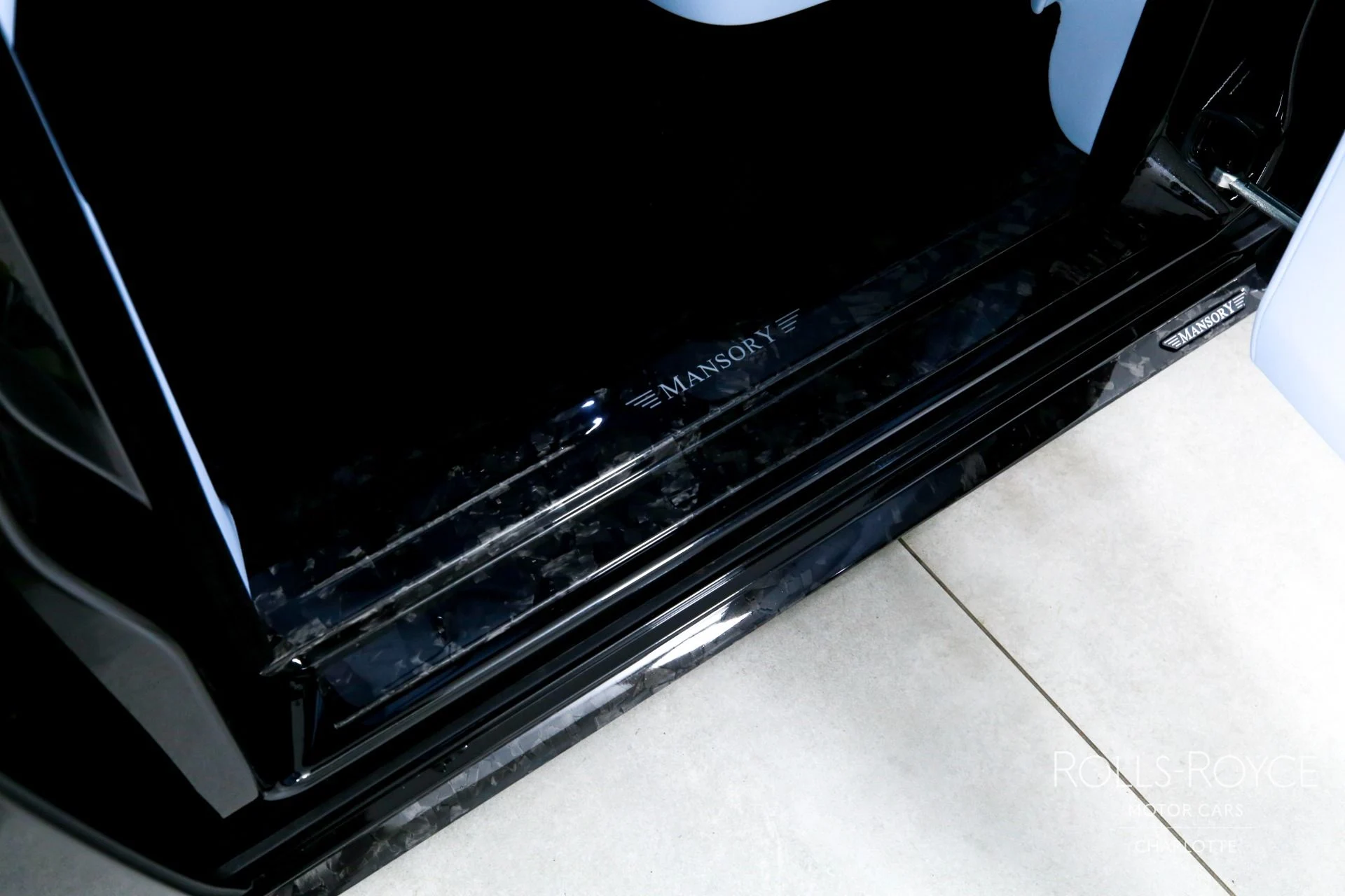 mph026_3706219982_Used_2026_Rolls_Royce_Phantom_1776091031_32acf93c3c