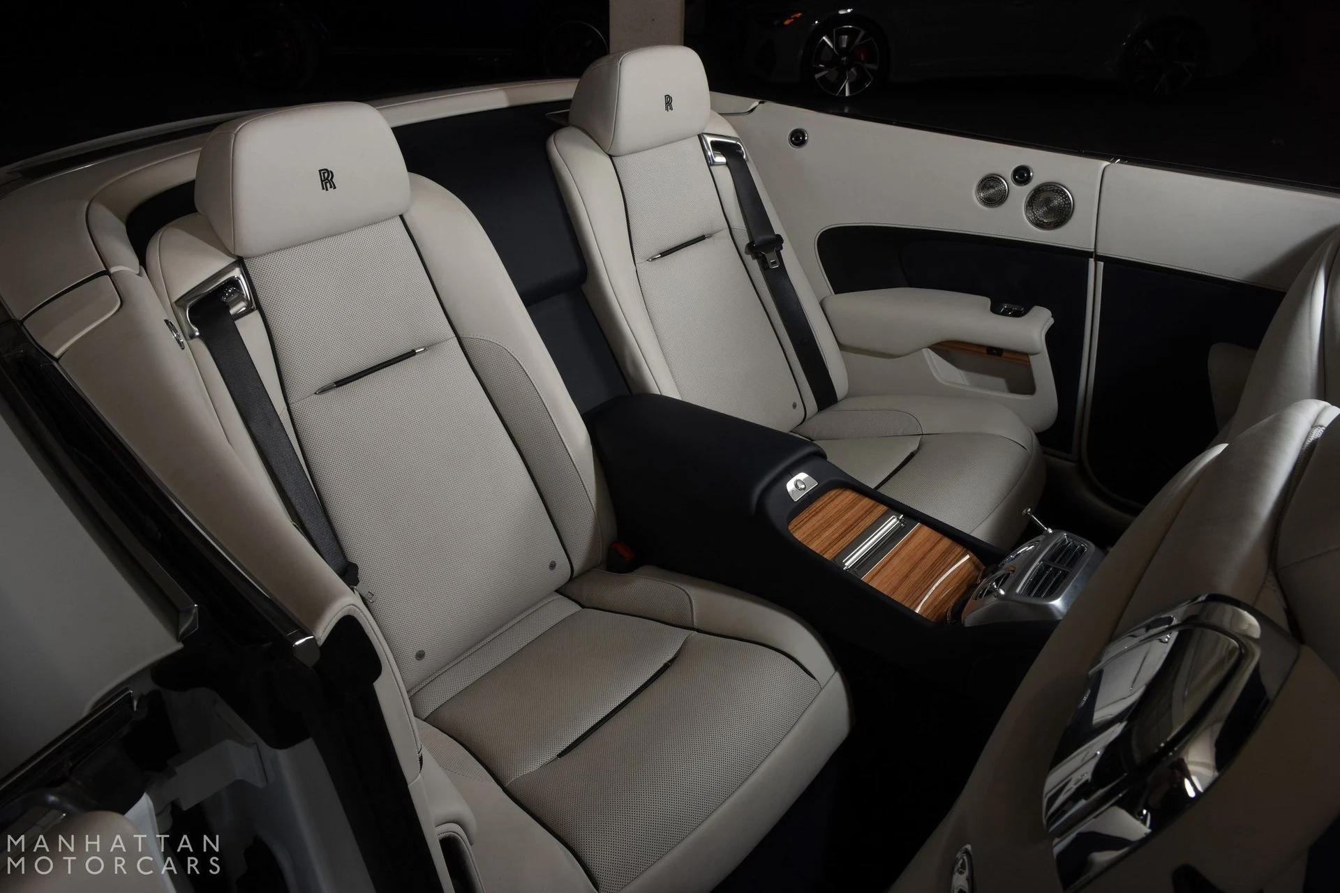 mph026_3718054954_image_26_2e132dcac9