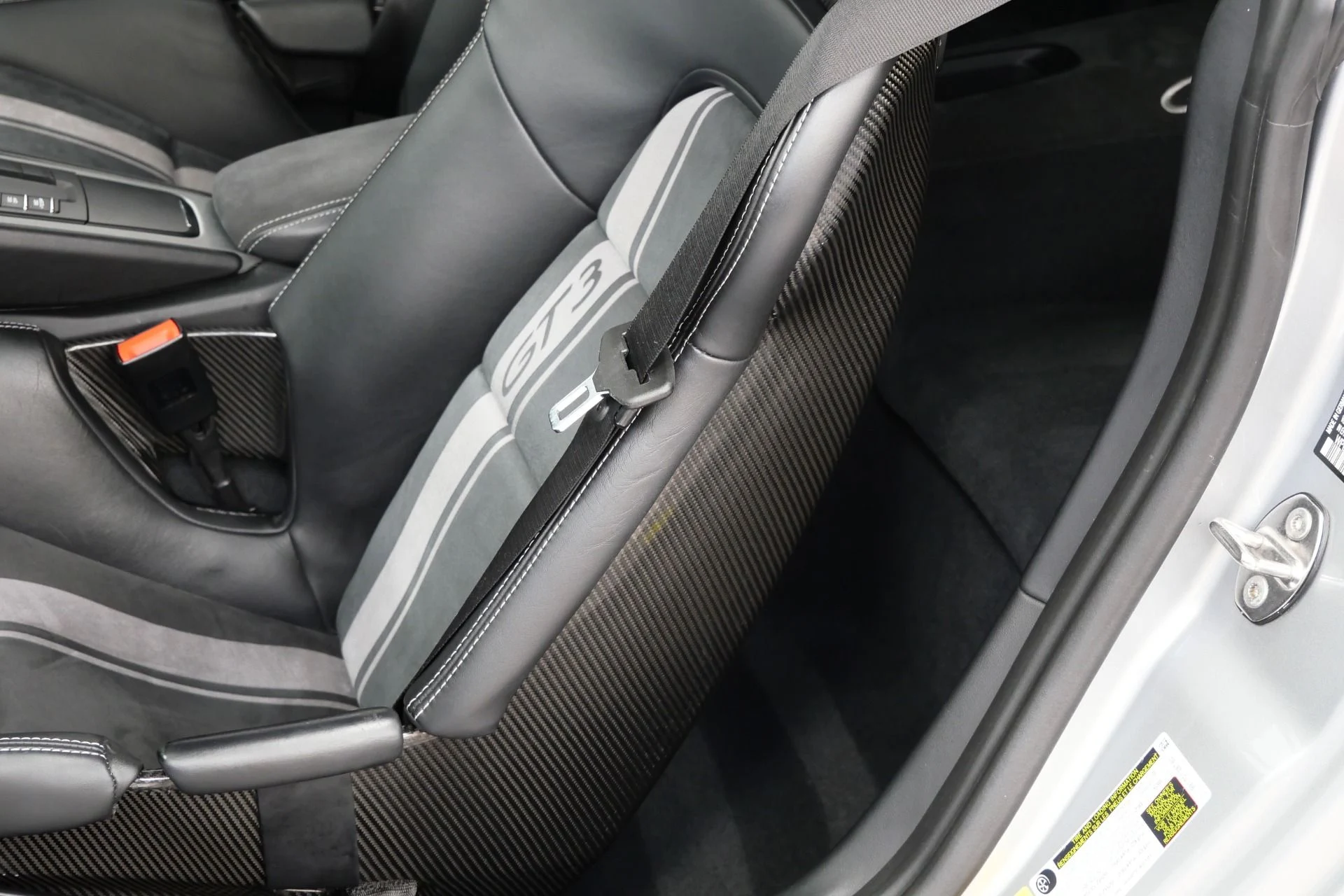 mph026_3720403290_Used_2018_Porsche_911_GT_3_6_Speed_Manual_Carbon_Buckets_Carbon_Brakes_1787849998_cb3293213b