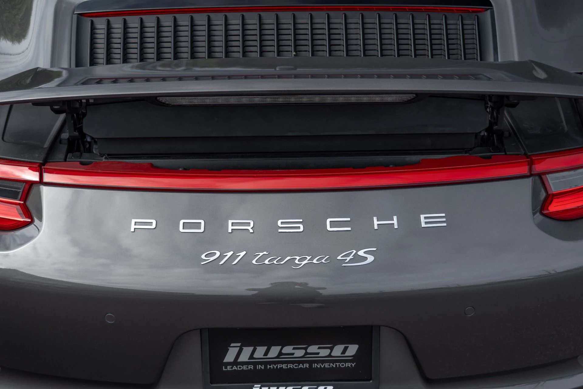 mph026_3722768976_Used_2017_Porsche_911_Targa_4_S_1761592215_10dcf8513d