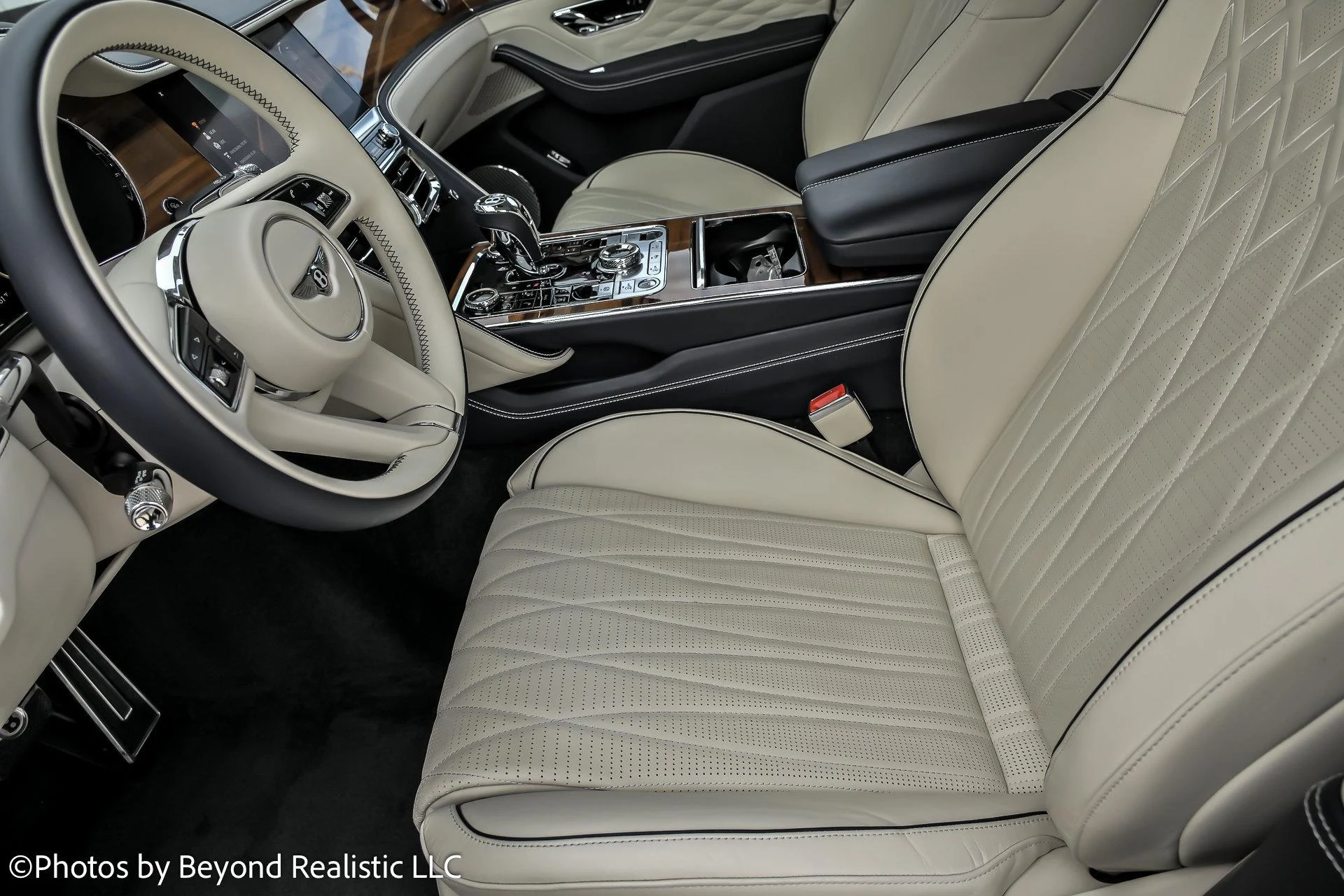 mph026_3723883221_Used_2022_Bentley_Flying_Spur_W12_1761810946_decd92961e