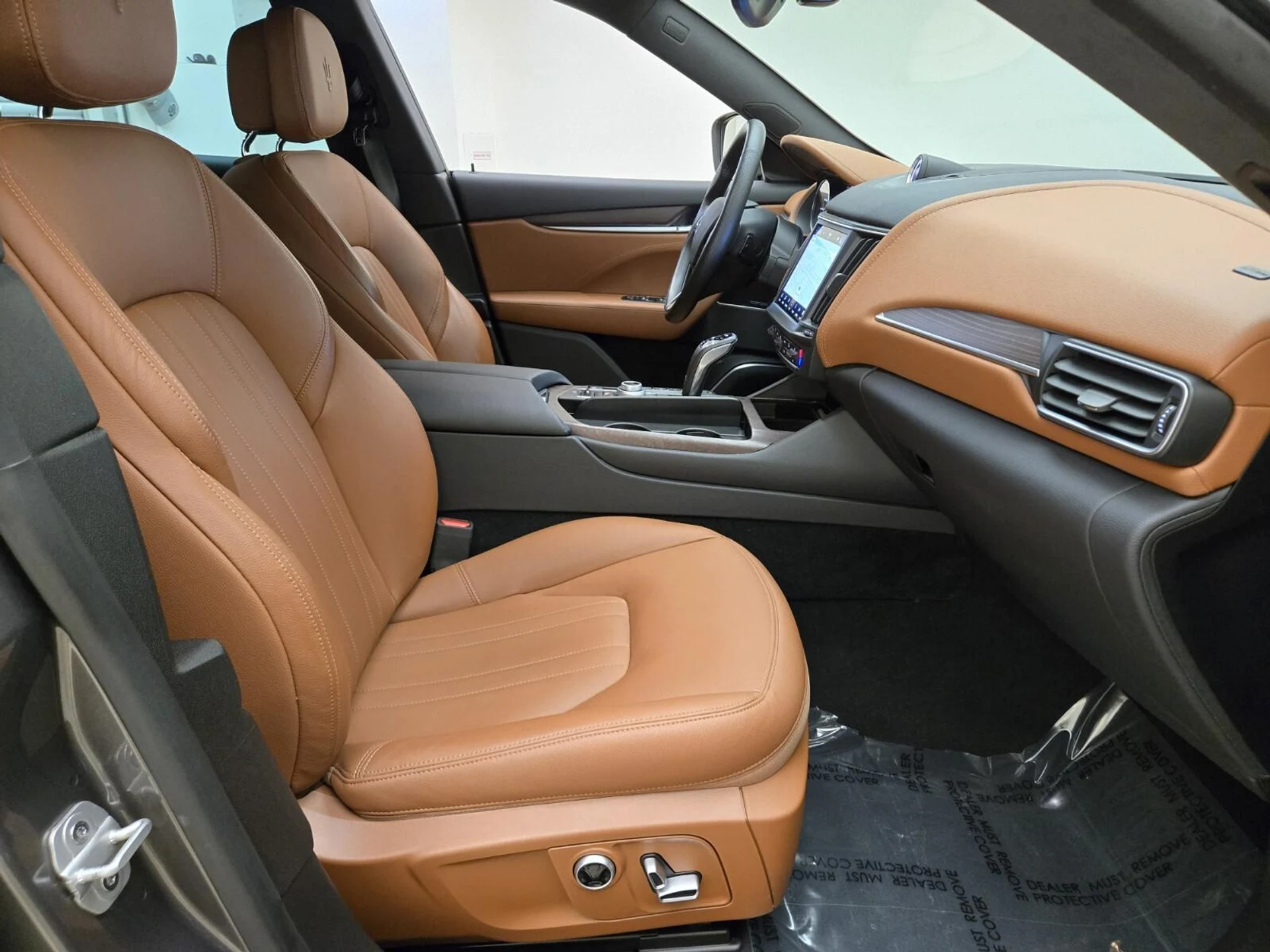 mph026_3724625288_Used_2022_Maserati_Levante_GT_1768891509_14ae6906e9