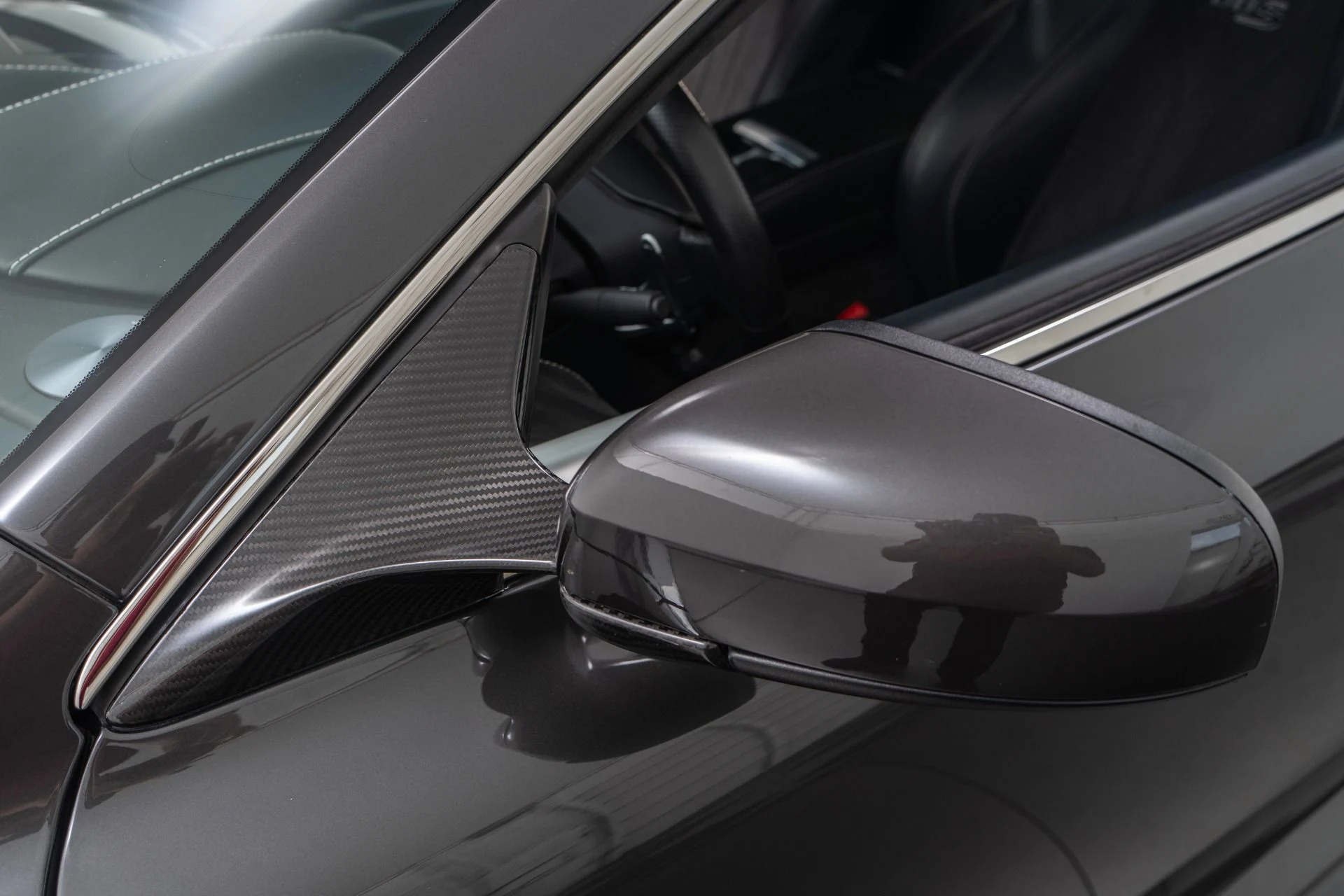mph026_3725713485_Used_2009_Aston_Martin_DBS_1753978319_fd30e99633