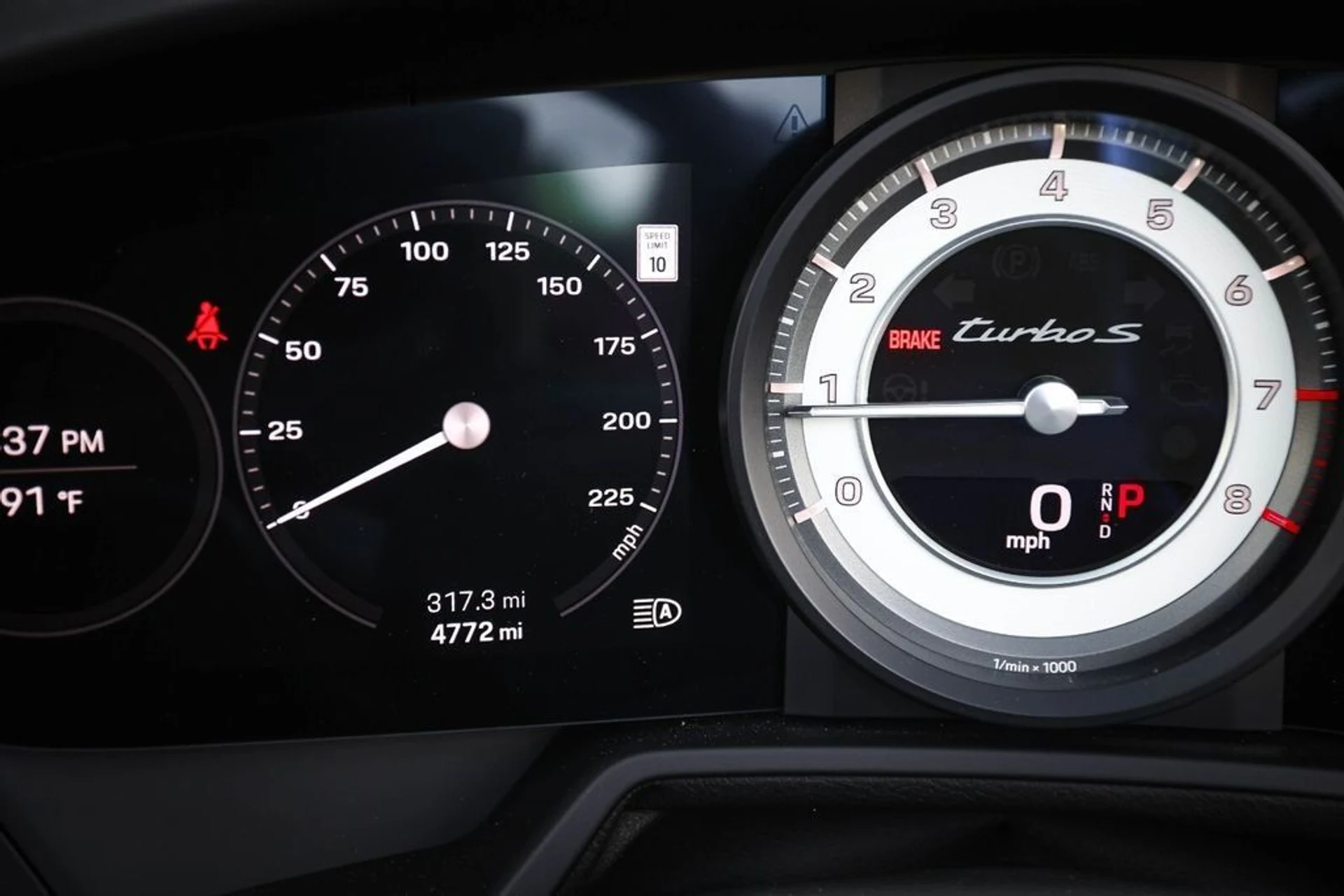 mph026_3726809122_02e2ecda6d848dc1c52880c367c1a7ef_4032f5bf6b