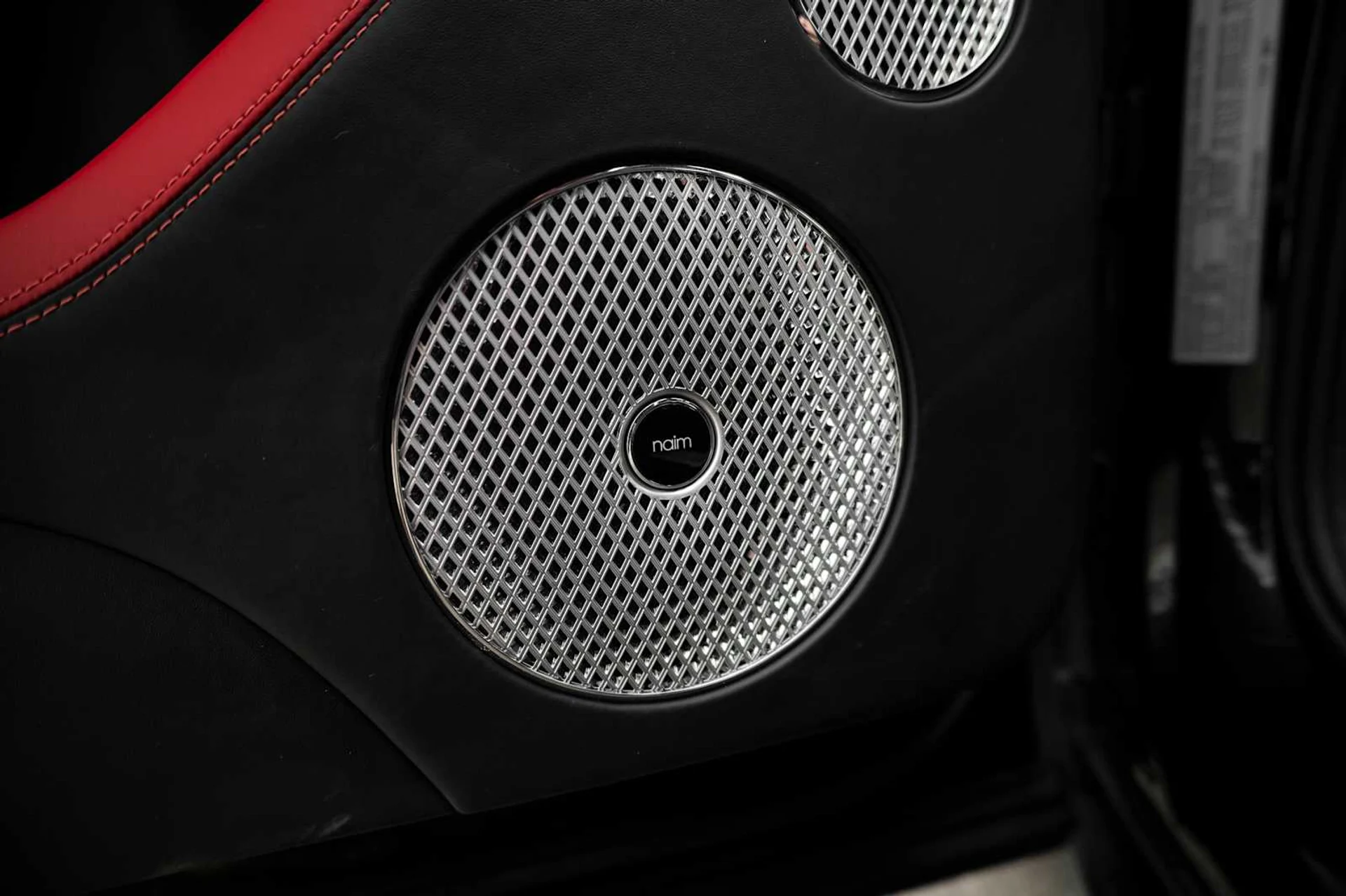 mph026_3727099357_9ab0bc06f48fecf423f7e381433d42aax_213c240313