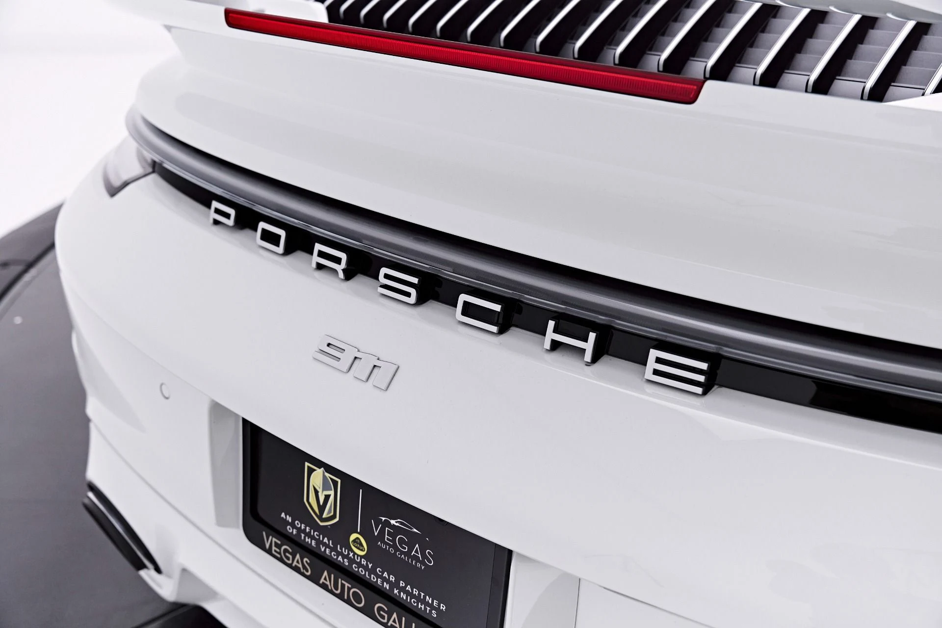 mph026_3741580896_Used_2024_Porsche_911_Turbo_S_1777505246_c2e5768bda