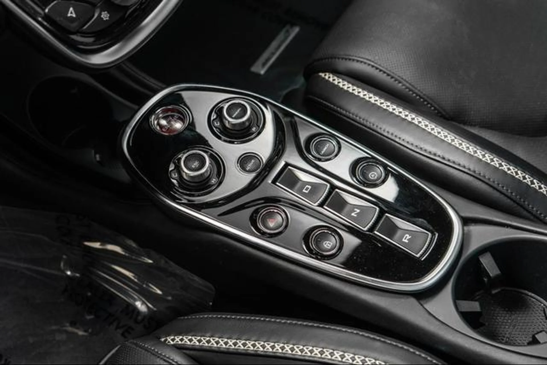 mph026_3743261329_Favv_d_Wa_Et_Pz_MK_Uc_BE_5v_Gf_T_Uw0_22f4943089