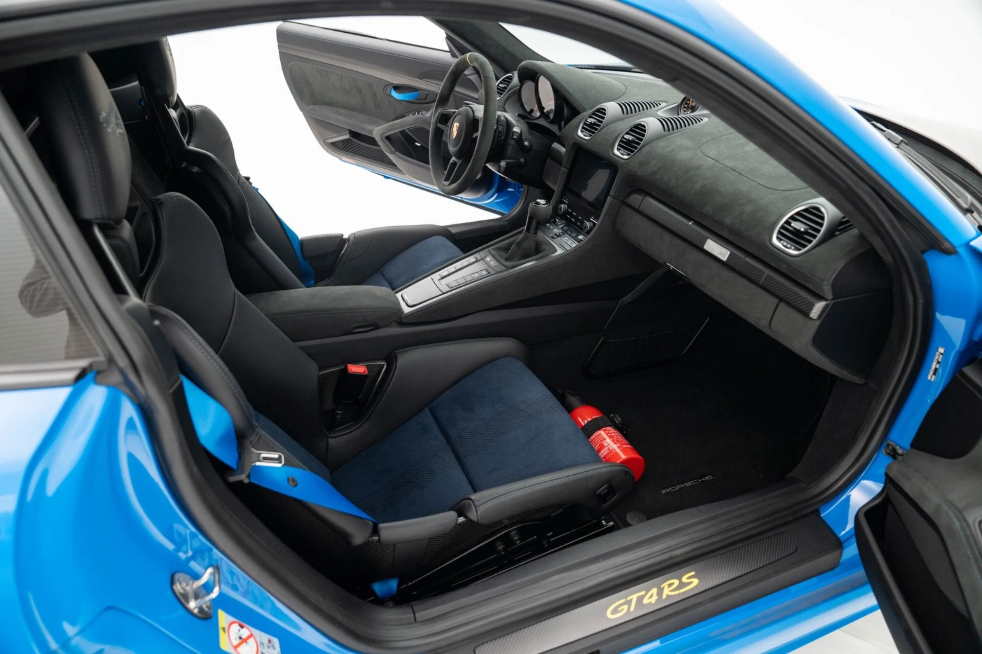 mph026_3746503992_Used_2024_Porsche_718_Cayman_GT_4_RS_1775171229_2b3a1fdb3d