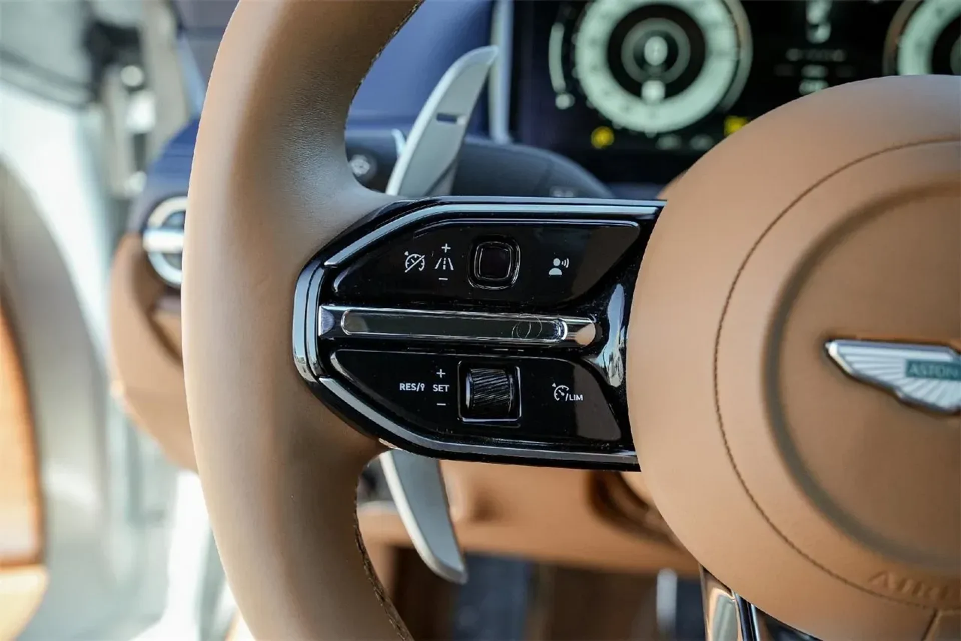 mph026_3750586189_93635e46edaa4d3eaa47ae561e28091b_99bd3fc206