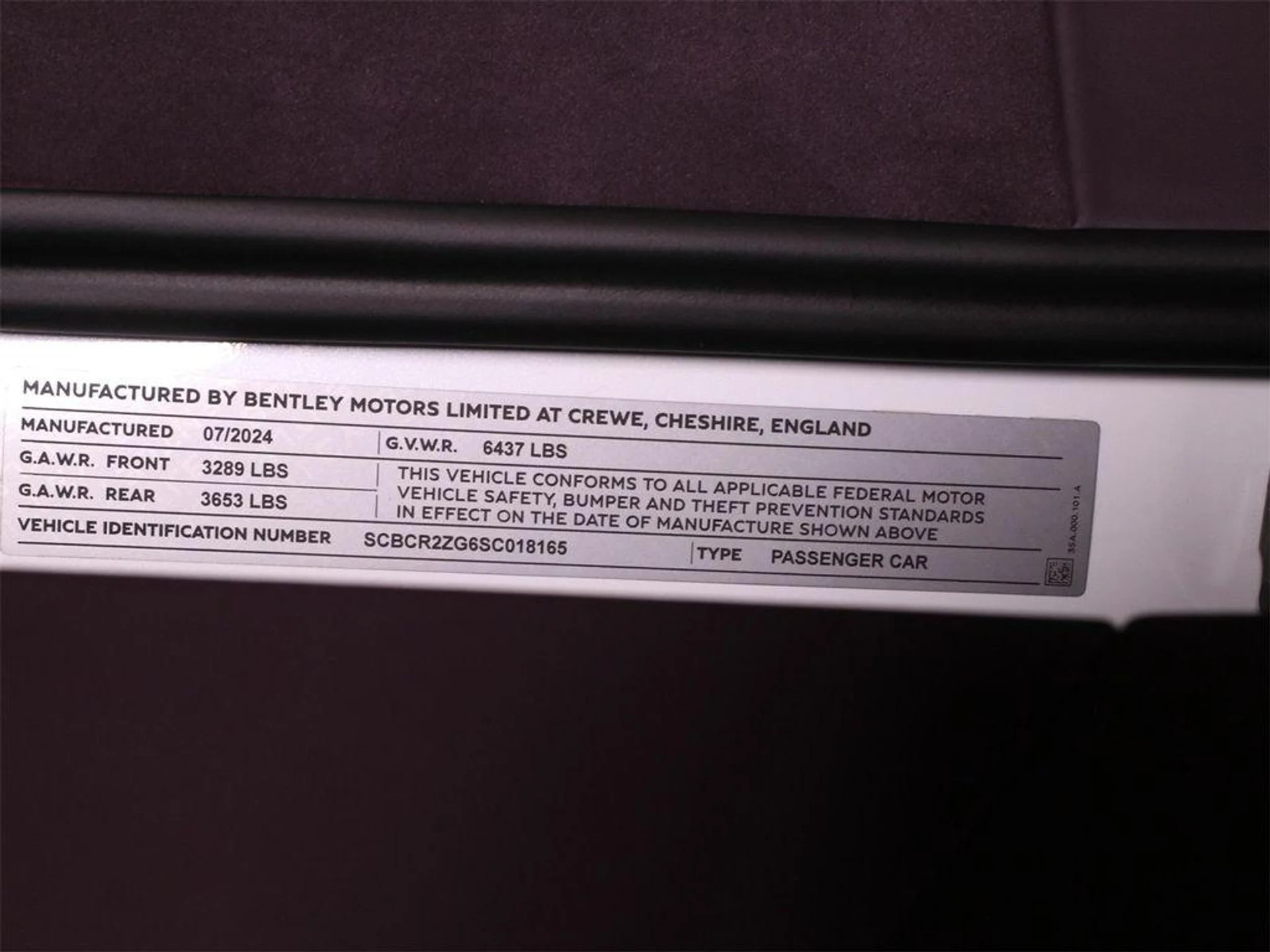 mph026_3753889085_0bl_OE_Za_IS_Yb_A_Szzs_R3_C0_Vplb_Zco_aed3757a93