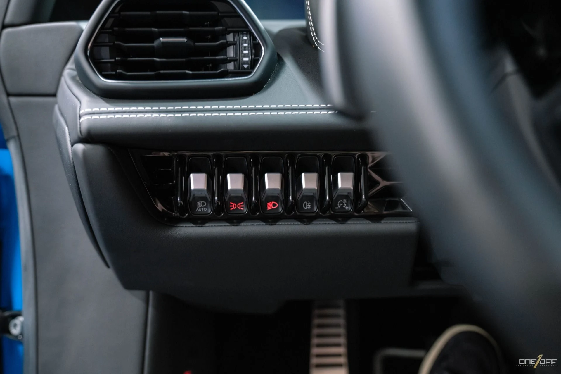 mph026_3761907514_Used_2021_Lamborghini_Huracan_EVO_Ad_Personam_Blu_Le_Mans_1741389282_d4669e85f2