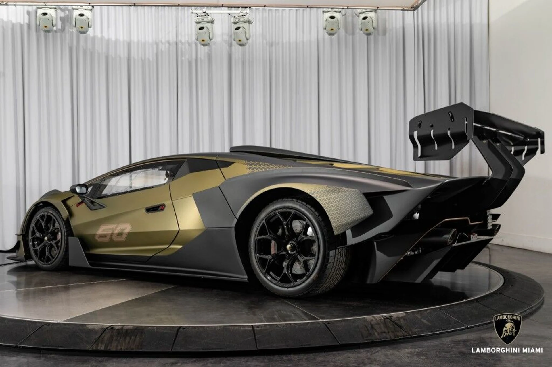 mph026_3762836718_4fea77c68ca3deba33832a0c09e64ec6_c24aec67dc