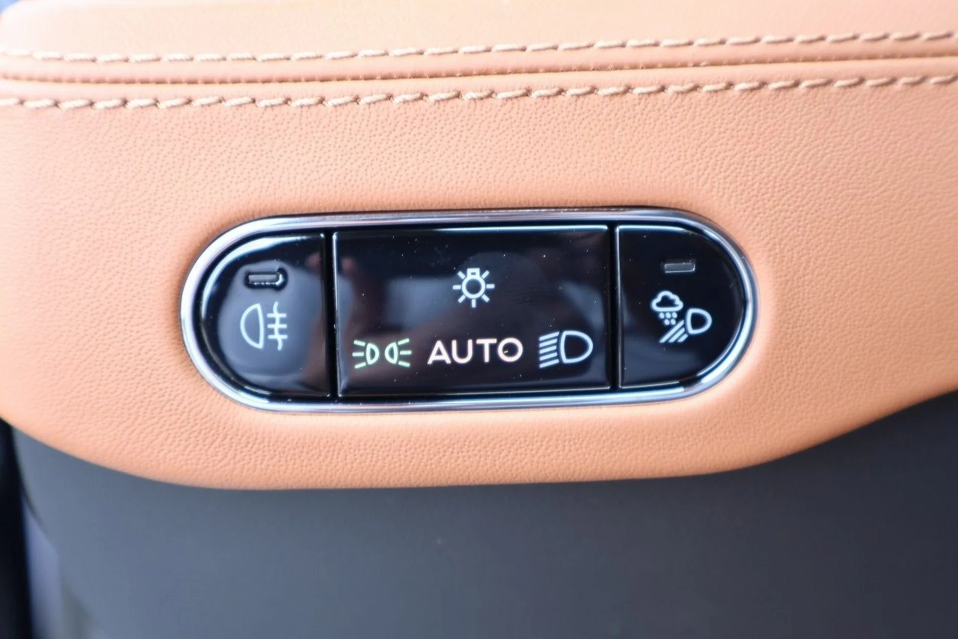 mph026_3771848766_27_4f5d9652fe