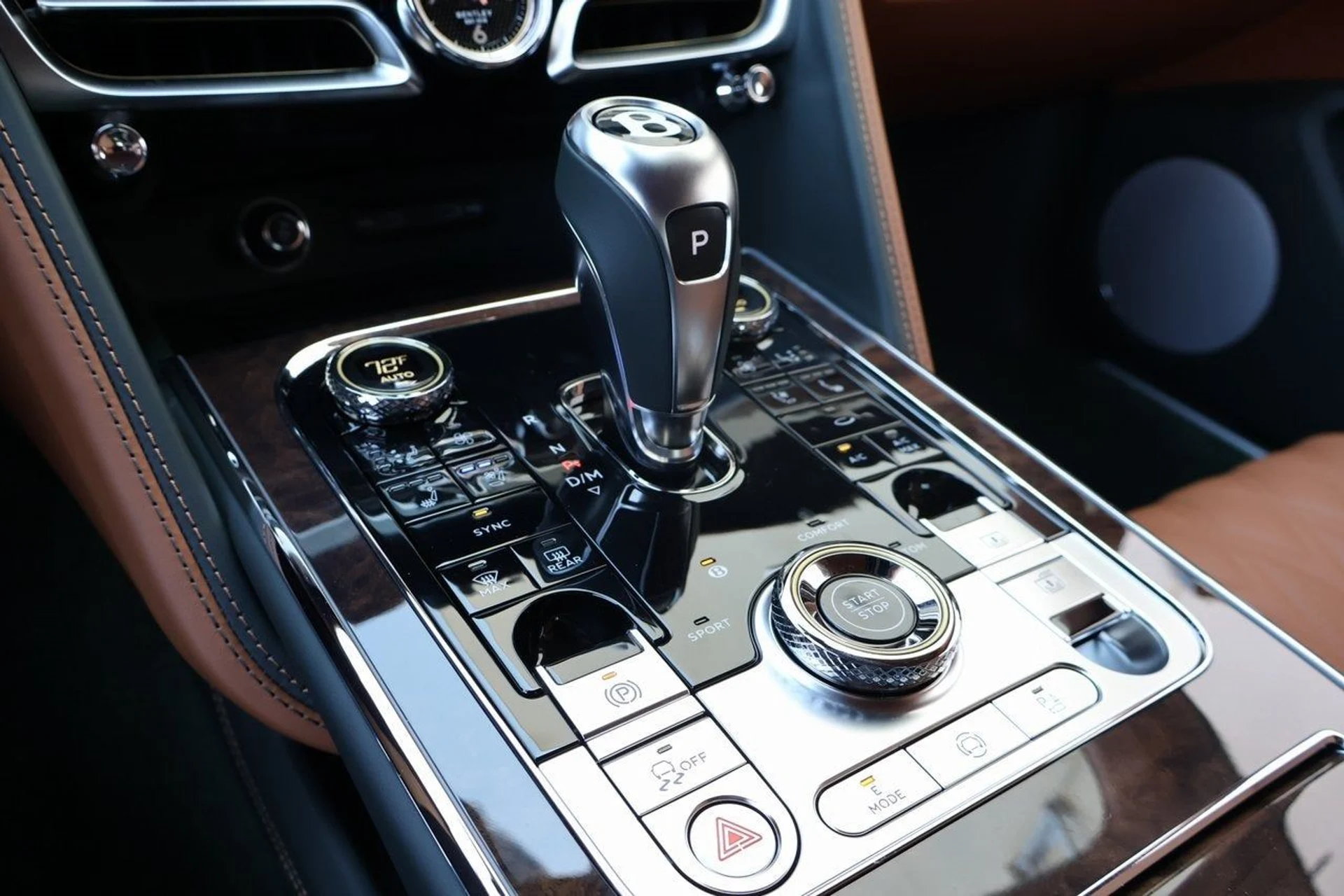 mph026_3776693148_27_2e14aa383f