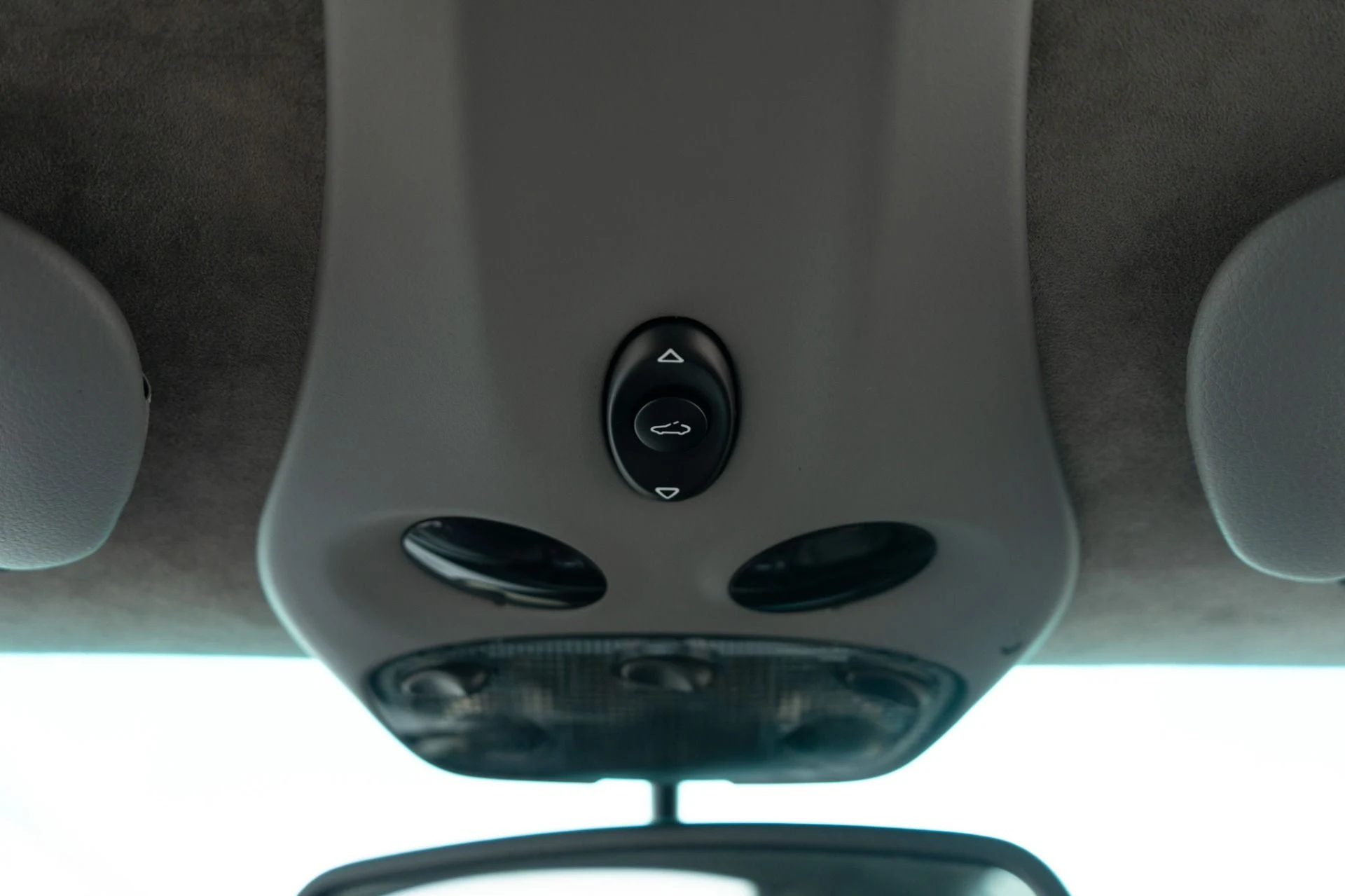 mph026_3788628197_Used_2003_Porsche_911_Turbo_1776447787_74f73a1087