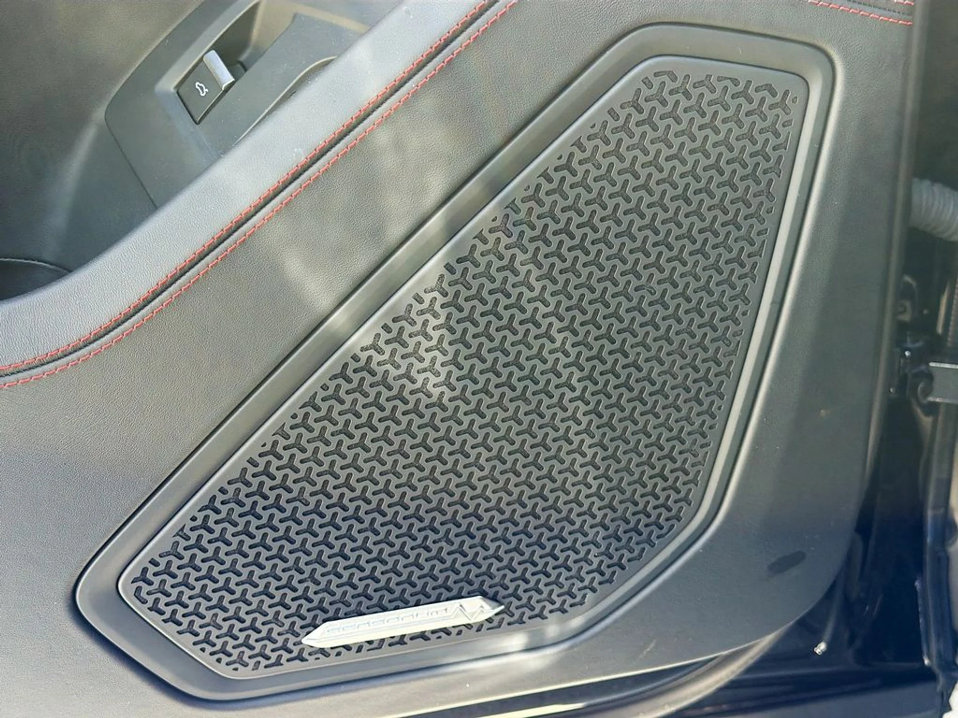 mph026_3810208328_b3e1f5ee7d7a985395a992415d594d7ax_3fd6d4b625