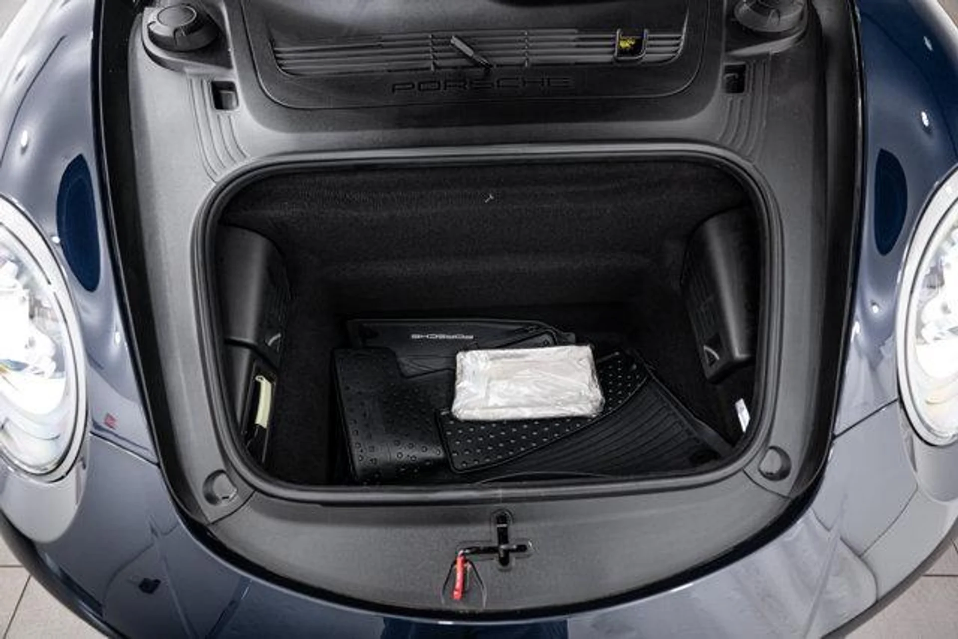 mph026_381205097_X7_O9_XS_W_Qb_LA_Vl_SJ_3t_M7_Vgk_HTYQ_269d77161c