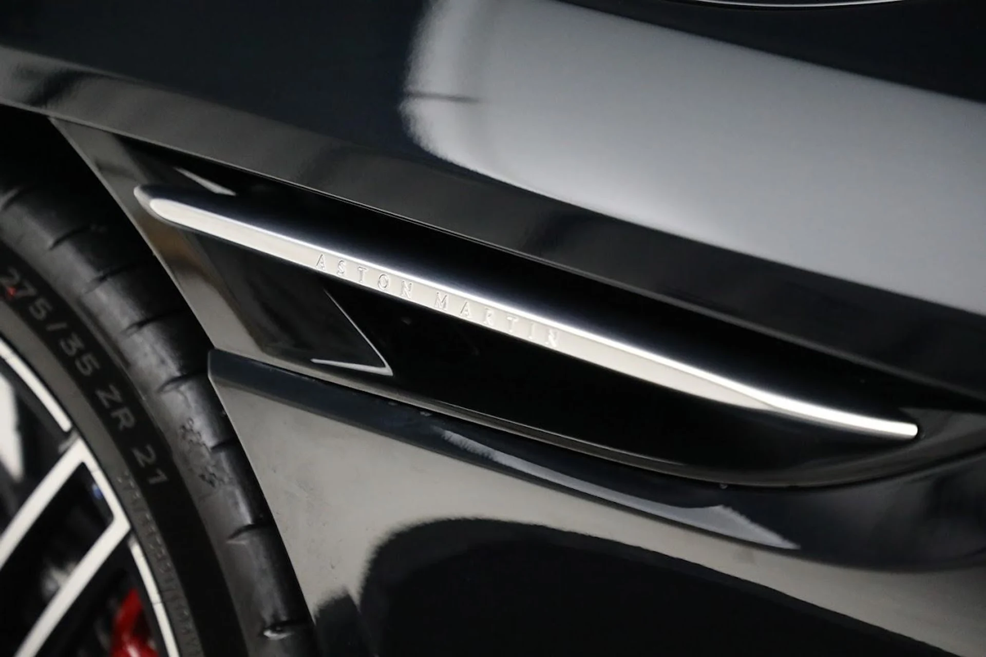 mph026_38228314_New_2024_Aston_Martin_DB_12_V8_6814b2b00a