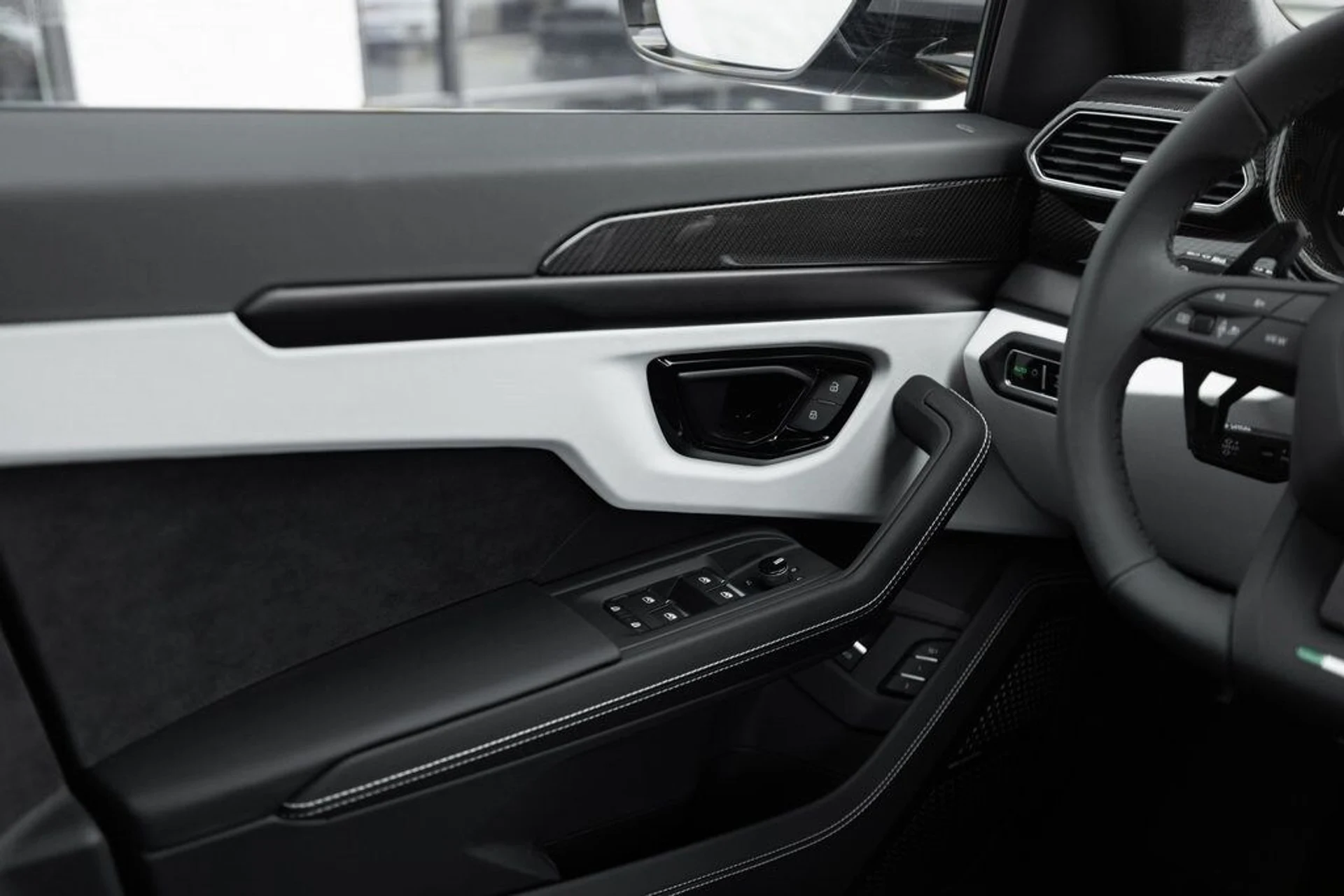 mph026_3827469000_9642ee282fdf46a8a08cb43d720f6ab0x_79c8ef9c0a