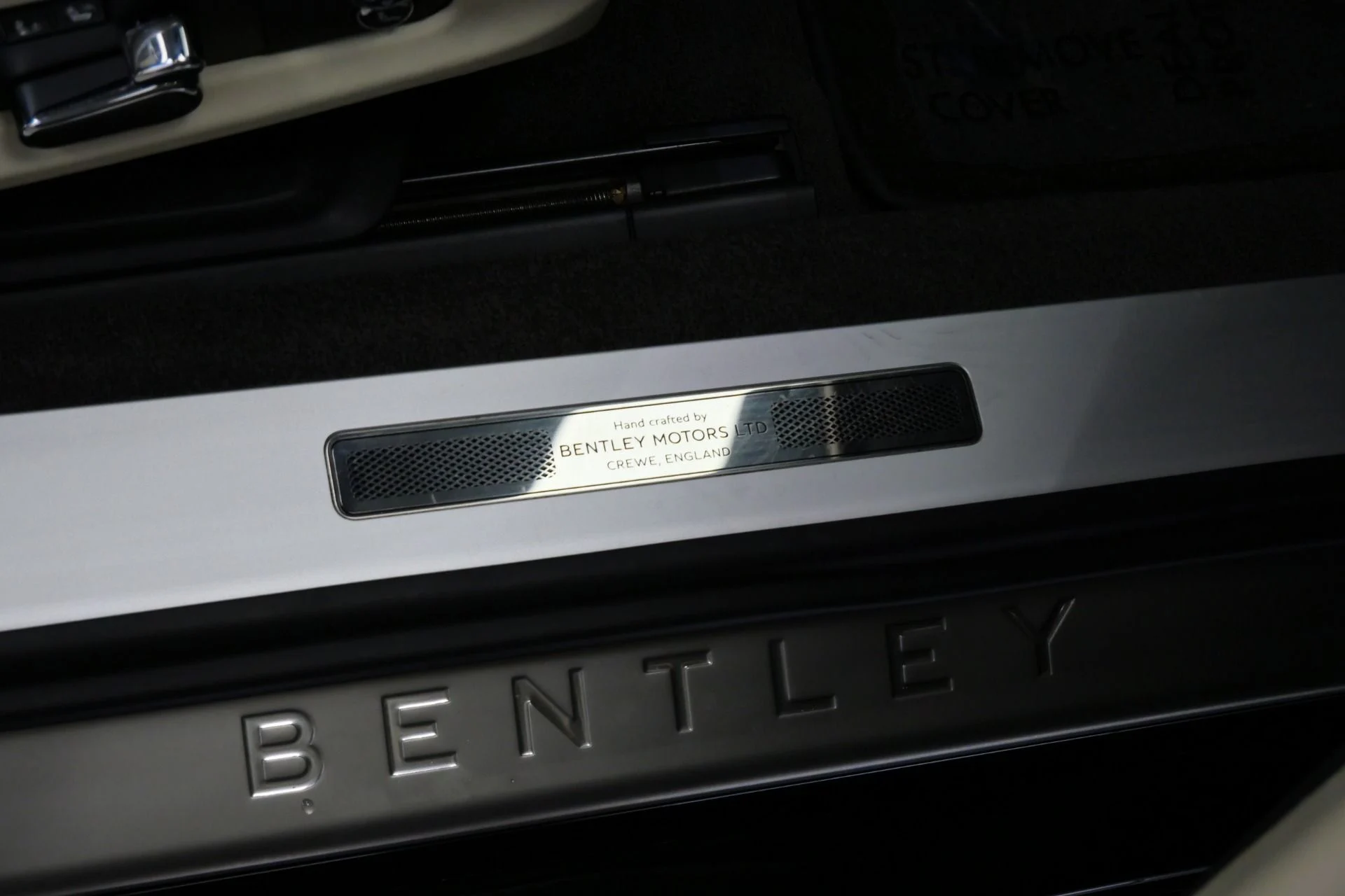 mph026_3827480228_Used_2022_Bentley_Continental_GTC_V8_1754511421_9d9c00fd0b