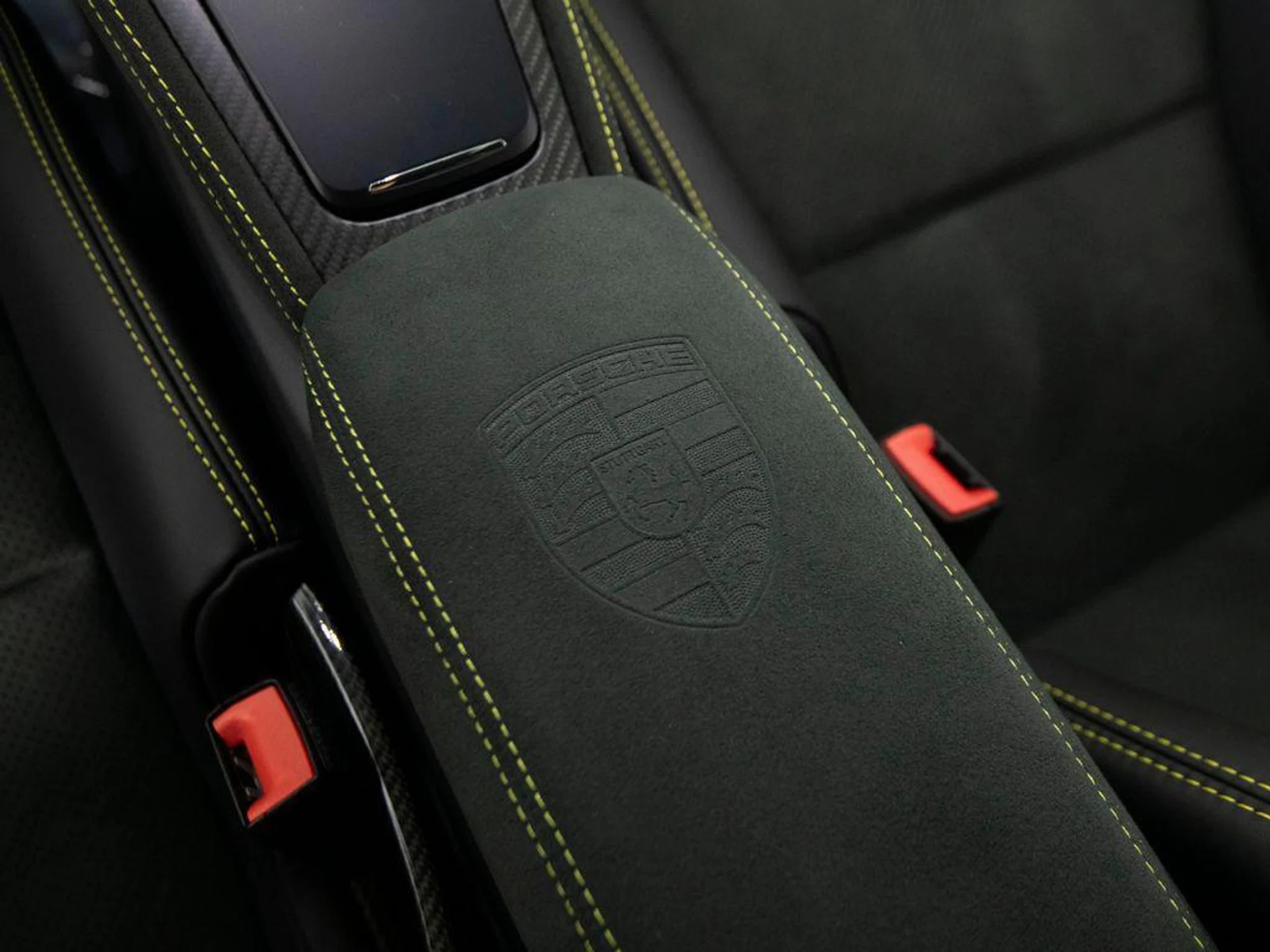 mph026_382777383_T_G_Pyds_Rk6t_AS_4_Bkzx_V_Aio0_QF_5c_03ac166cf9