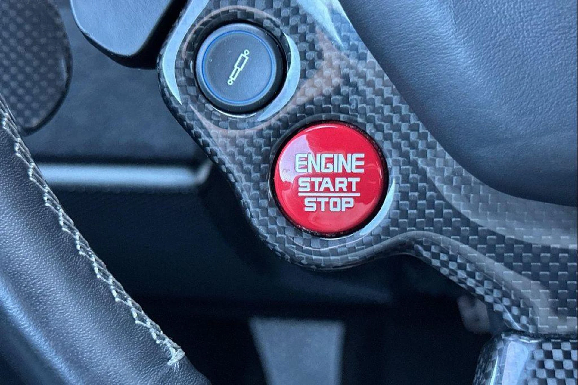 mph026_3829046281_jeud_M1z_Ie4ylv_BH_5p5_P_Whbv9y_To_95abc8ad49