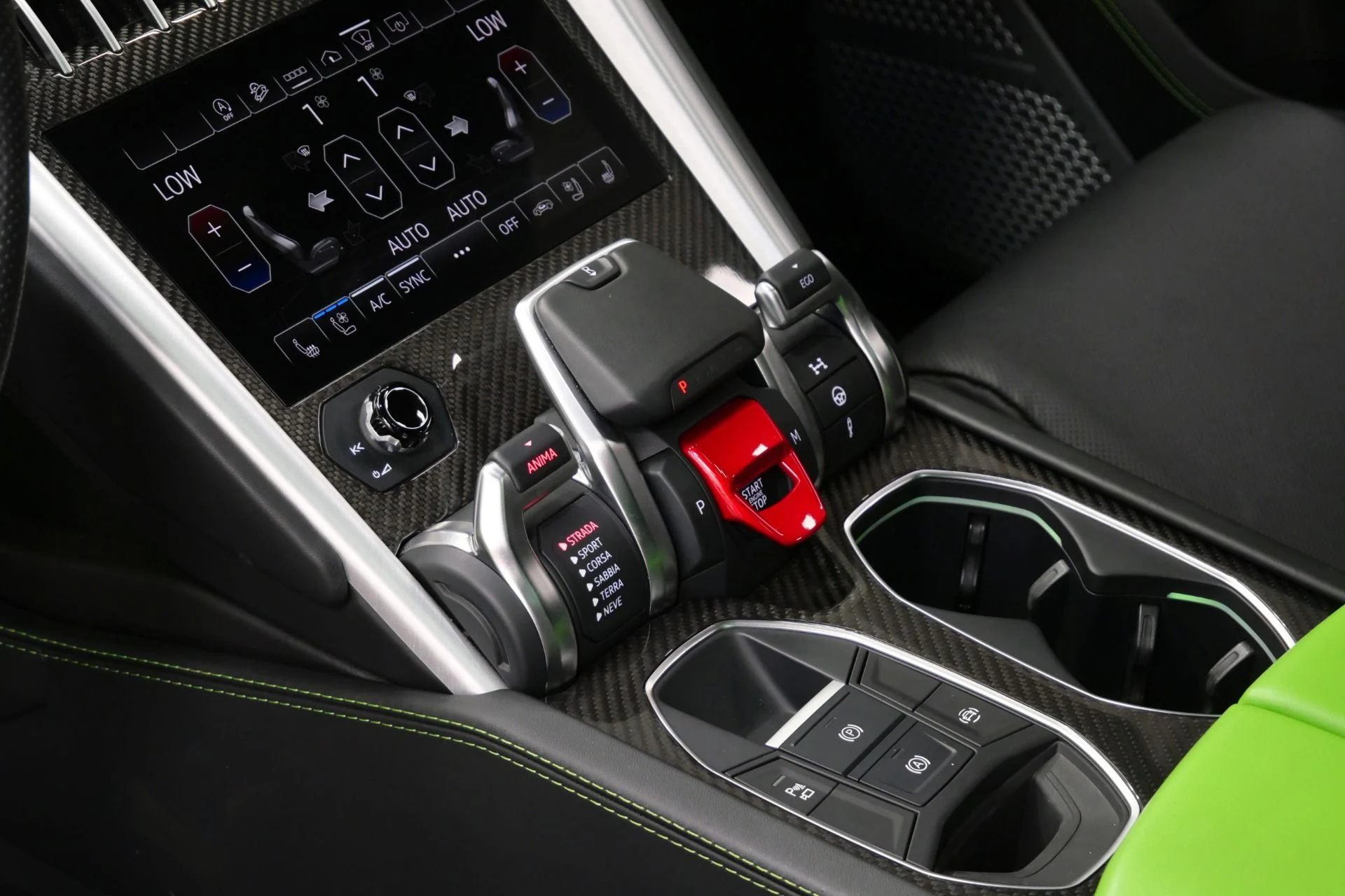 mph026_3829671282_Used_2022_Lamborghini_Urus_1761576878_05057686c7