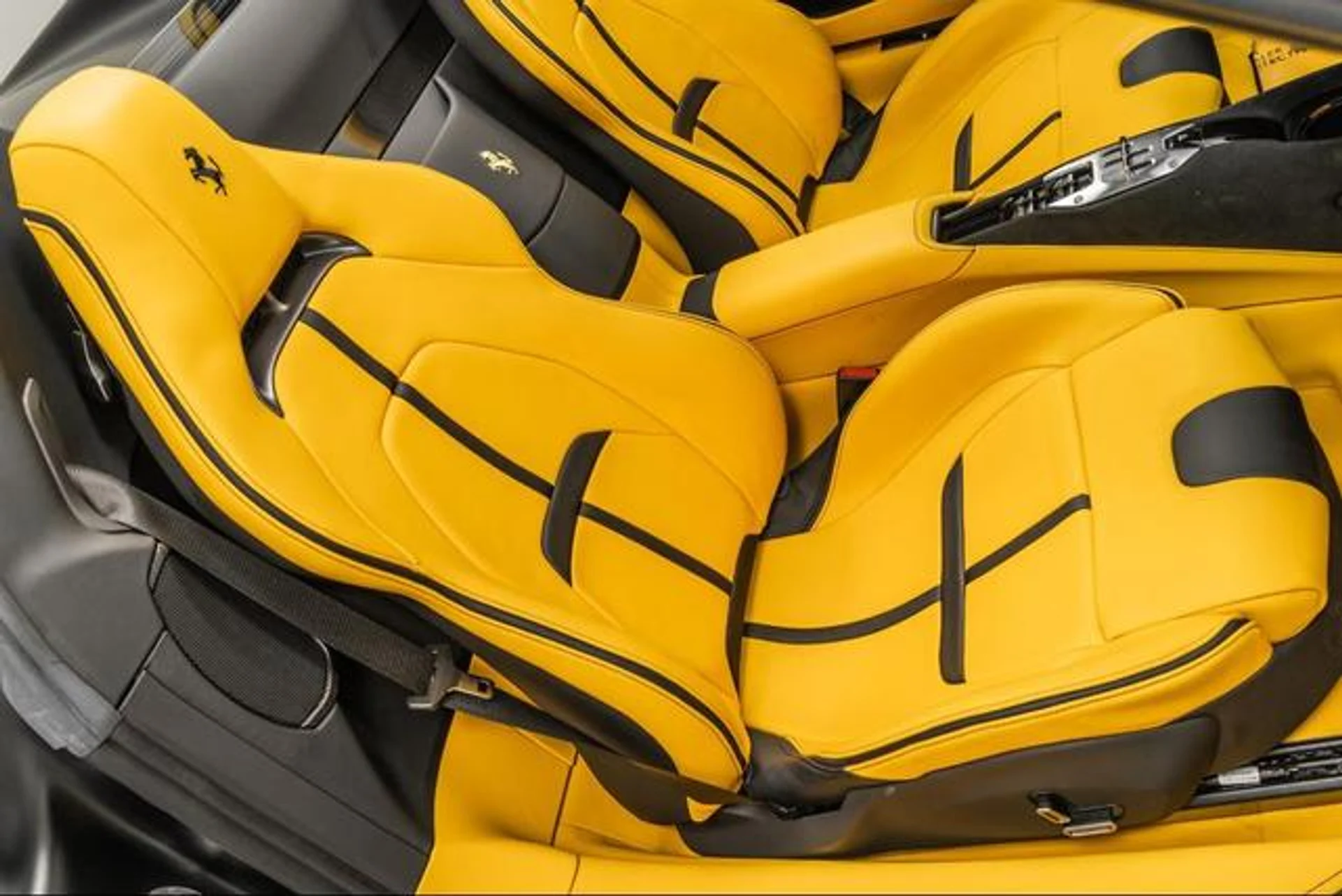 mph026_3839924299_w_Sf_Z2p_Dg_Zsz_Tvoilk_Y_Ry_Rv_TAA_43c046c808