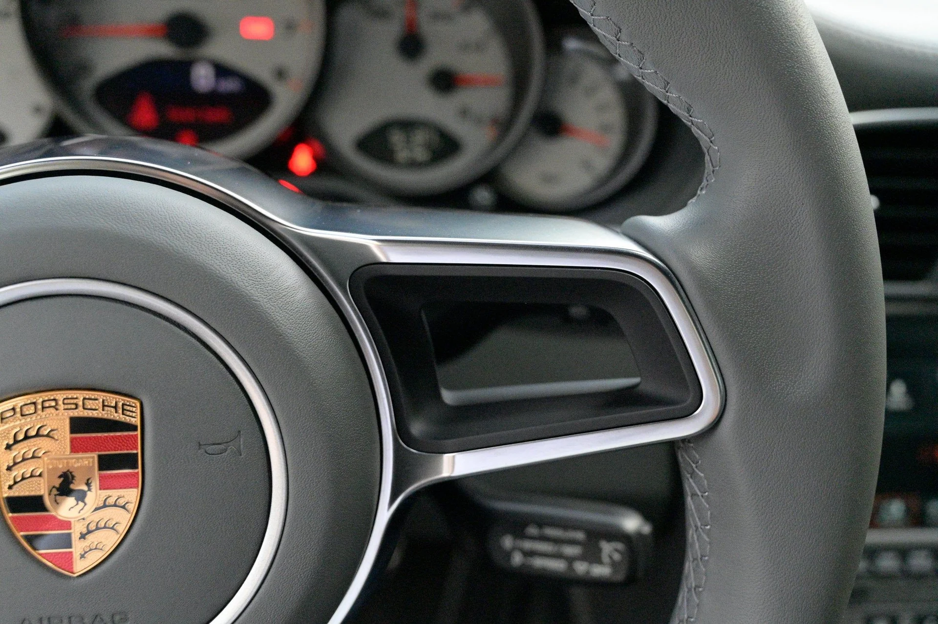 mph026_3850583218_edf3a369c4fc4b3e8fe11a5b09e6abda_5231e99d15