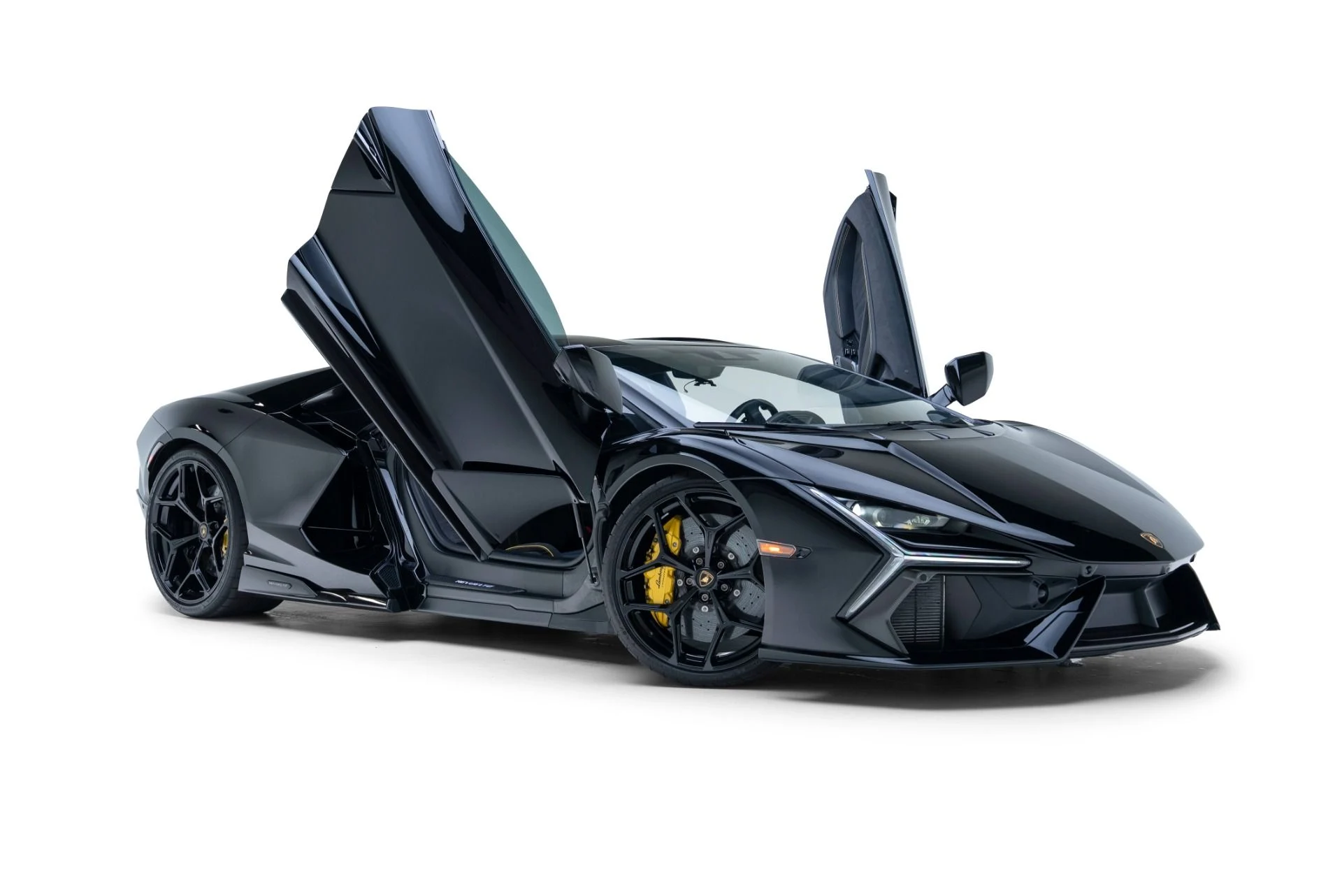 mph026_3853953777_Used_2025_Lamborghini_Revuelto_1779986727_7793348e08