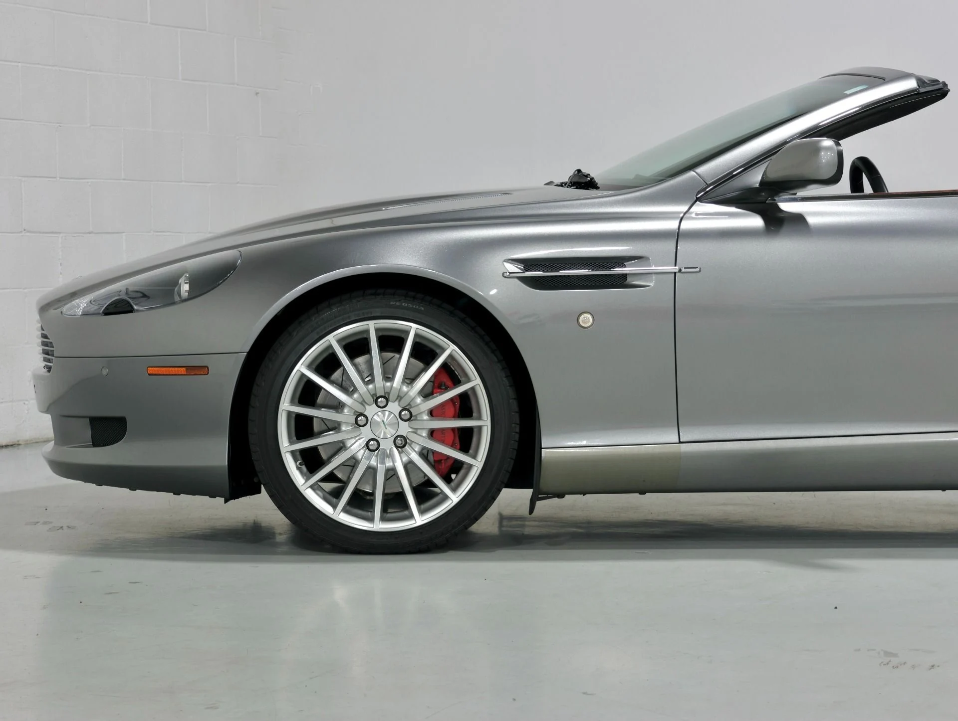 mph026_3854292752_Used_2008_Aston_Martin_DB_9_V12_Volante_V12_Power_Only_18_K_Miles_Freshly_Serviced_All_Original_1750279132_791ea49a45