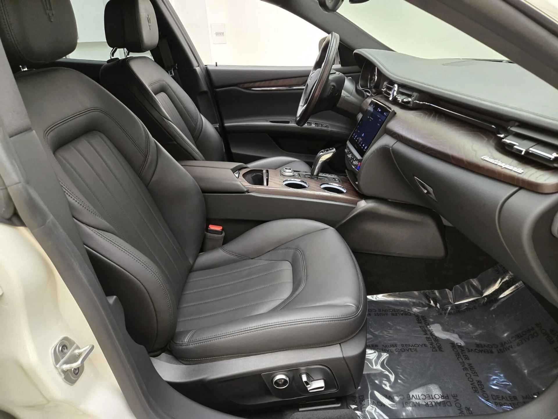 mph026_3867956012_Used_2023_Maserati_Quattroporte_GT_1777355979_2a96a44438