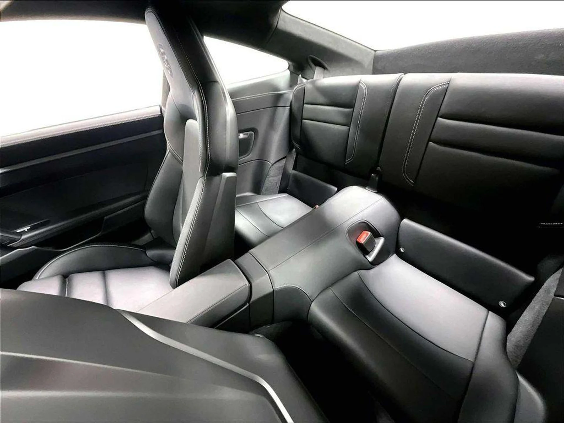 mph026_3872201252_f_HYW_4_VLU_2_X_Xf62e_M_j0_O_Jd_Bze_Rg_ffd8704048