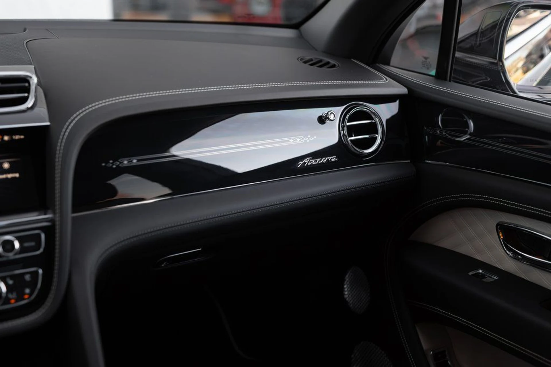 mph026_3876712500_52c67ad600d4814250caf1fa7af0b7f6x_ccdd7ad133