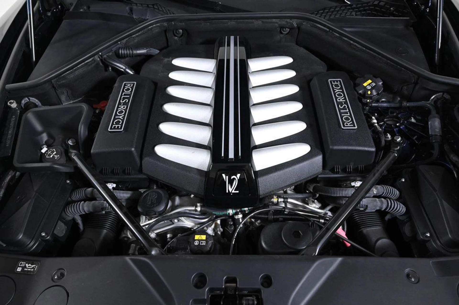 mph026_3881264830_used_2019_rolls_royce_wraith_base_11350_22954809_26_1024_f9a270f697