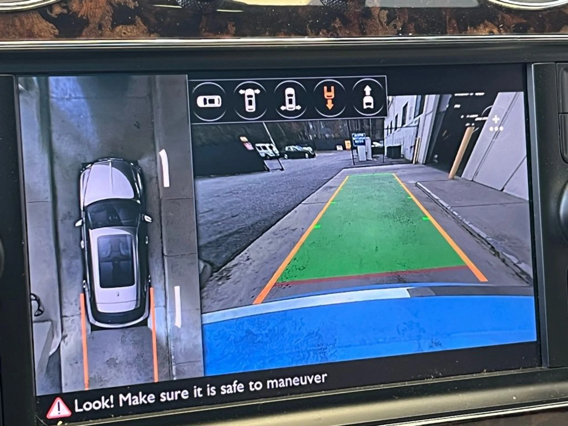 mph026_3882371677_66aed1a8b5983e758ae53ad830d2f384x_840981de7b