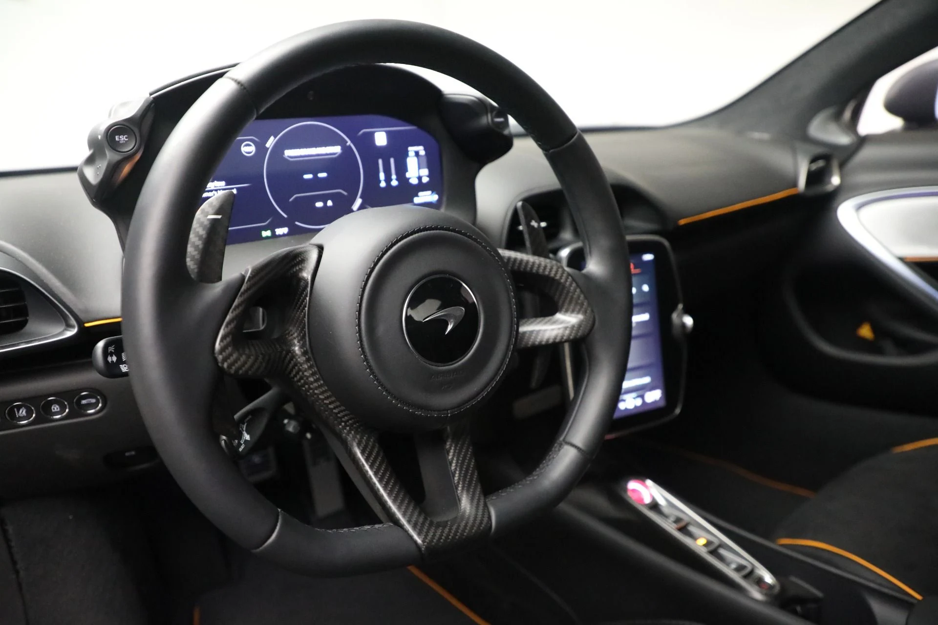 mph026_3897563268_Used_2024_Mc_Laren_Artura_Vision_684d727423