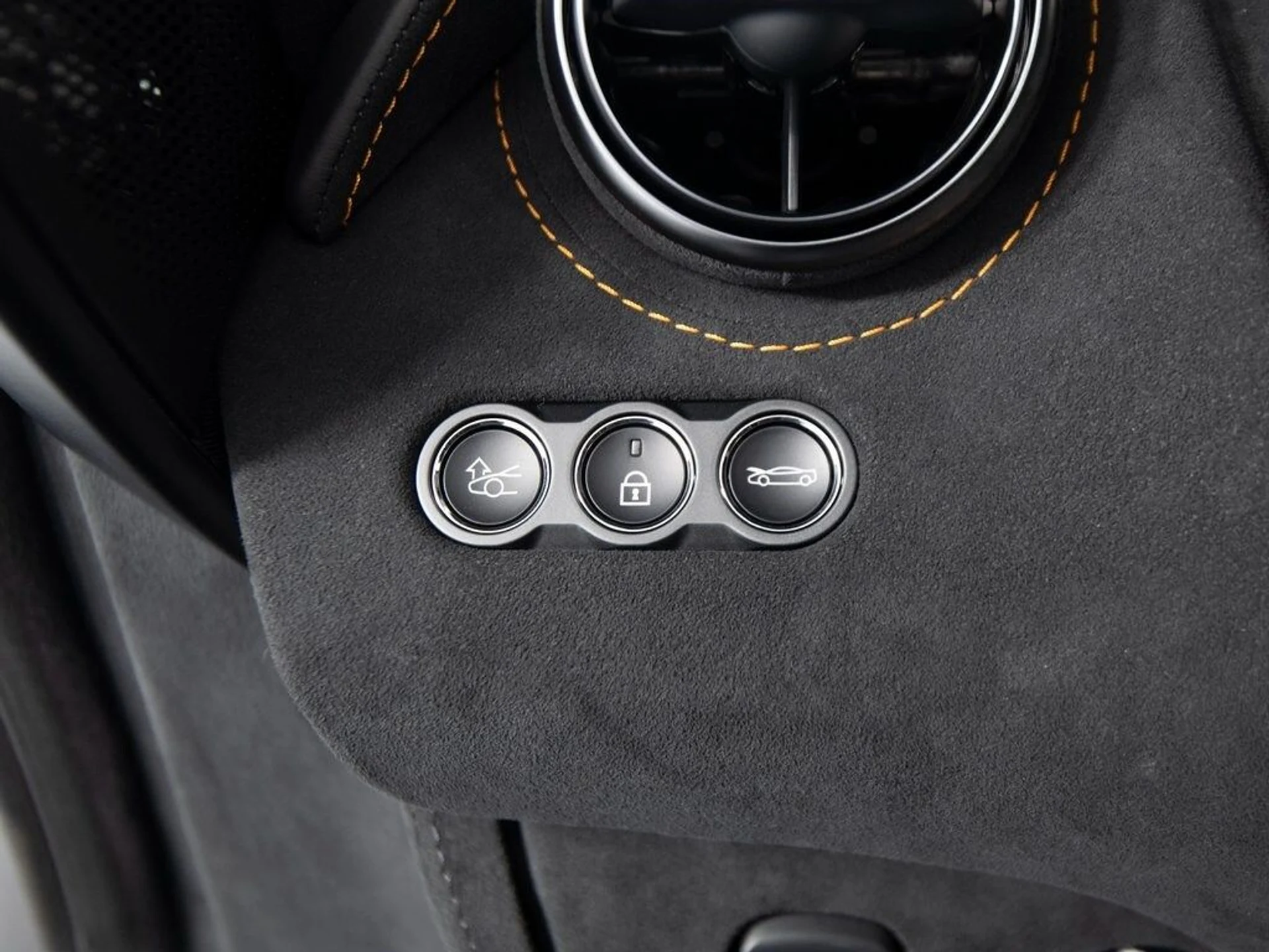 mph026_3900212446_607146c503132a592af6c5b693db3bf9x_33b99d277d