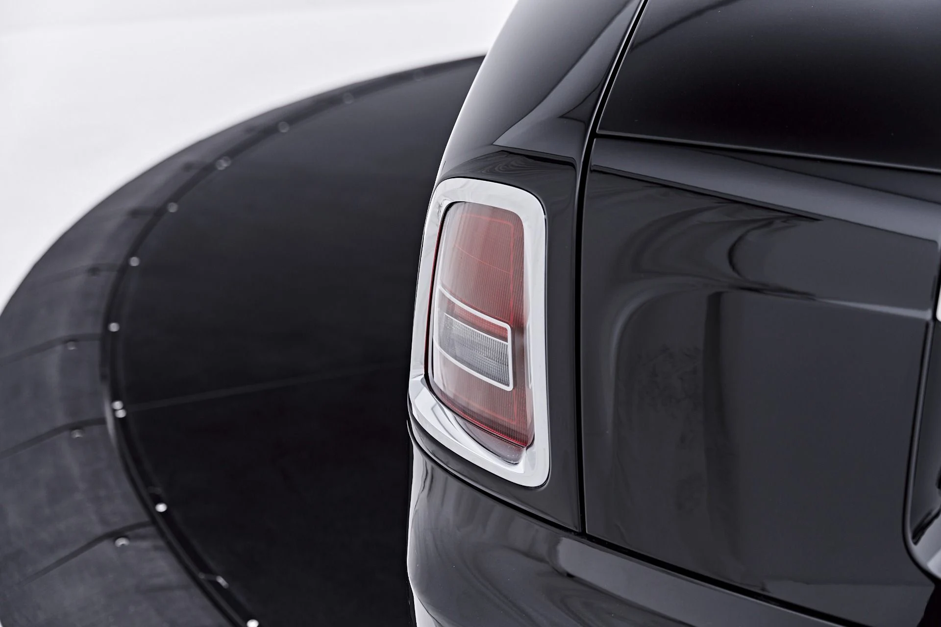 mph026_3913049926_Used_2009_Rolls_Royce_Phantom_Coupe_Base_1784853714_b04ef178a8