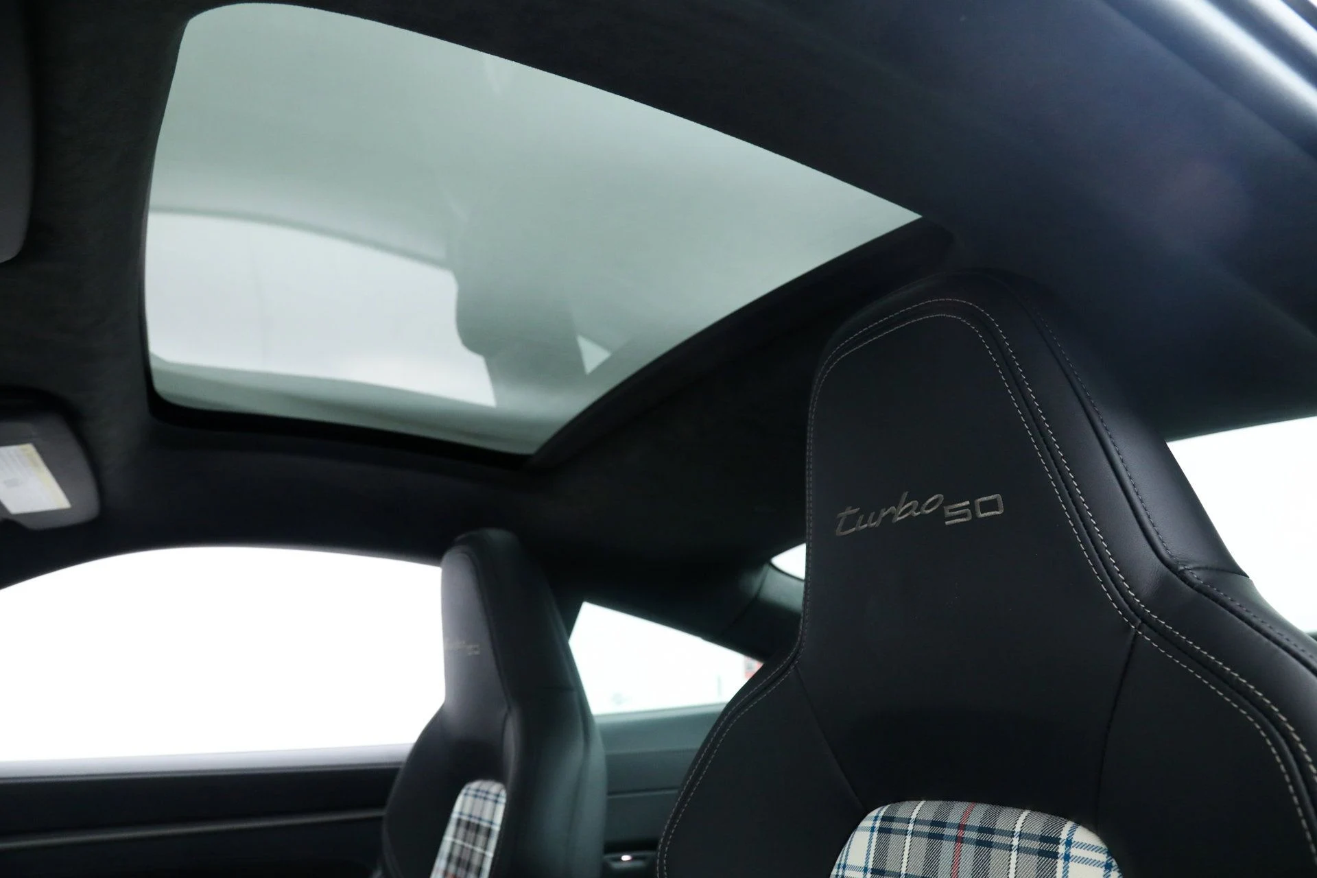 mph026_3913979578_929f8f1c10427d50ce2b447c25596a95_7d7417af7e