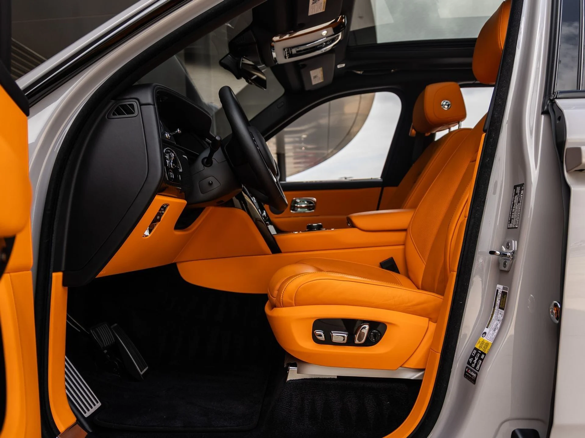 mph026_3930374973_27_1964f922cb