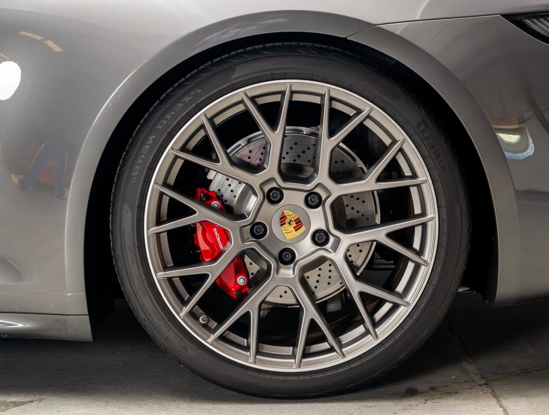 mph026_3942696734_0b6ed94697c9e486d4661f32d199cf77x_a4351092f9