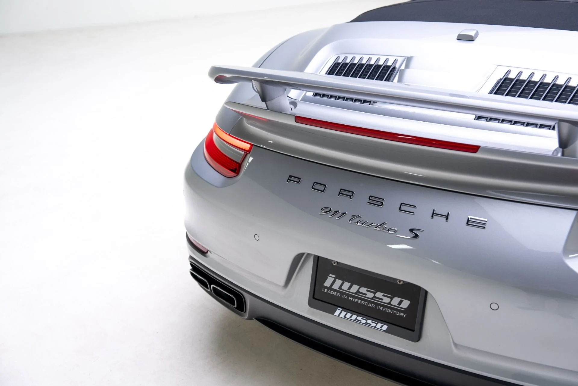 mph026_3943911523_Used_2018_Porsche_911_Turbo_S_1769029746_6978b15146
