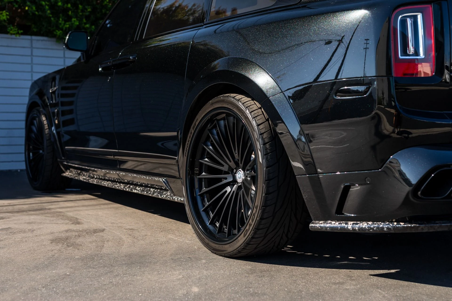 mph026_3947744775_Used_2021_Rolls_Royce_Cullinan_1698712228_e7cc222741