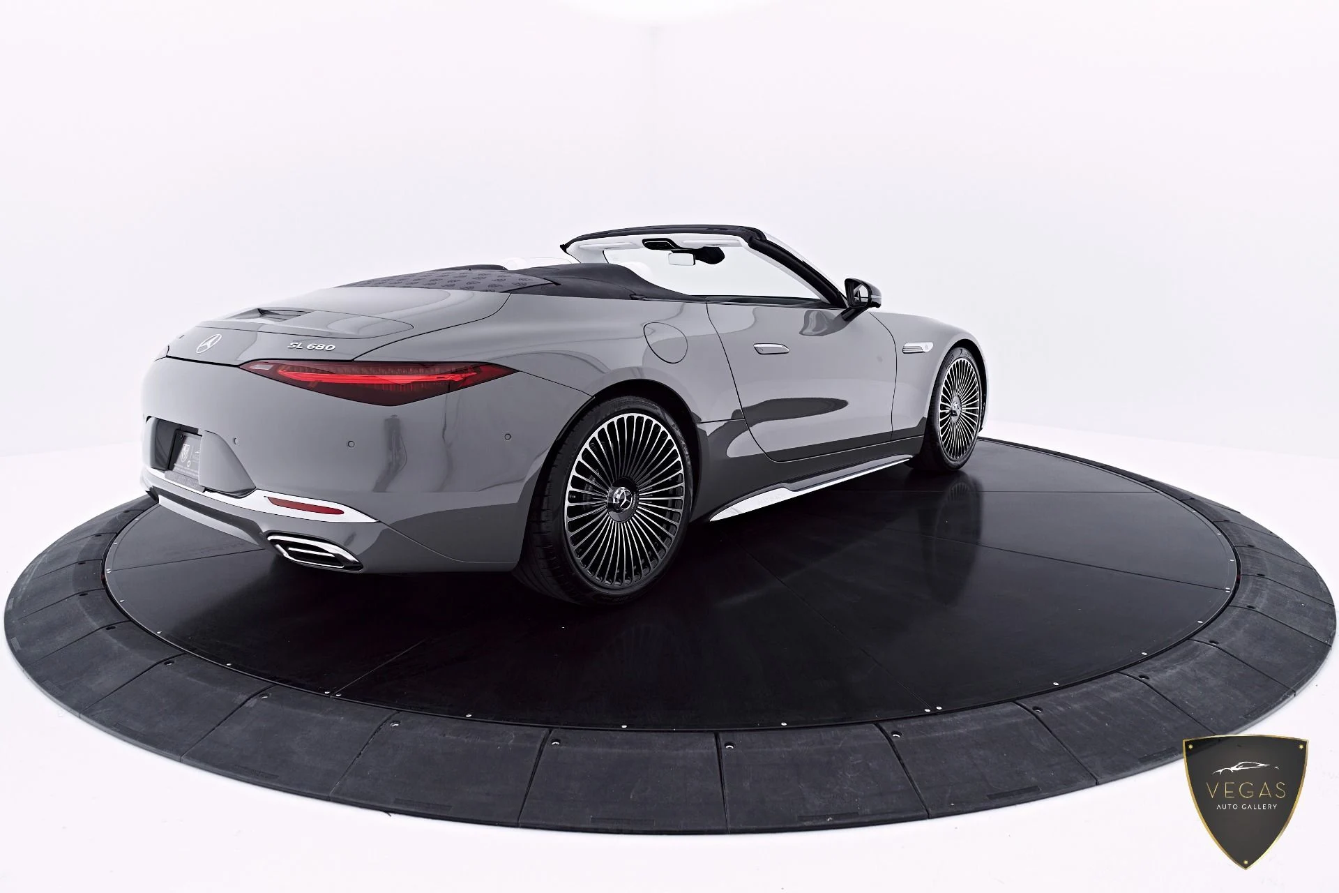 mph026_394825999_Used_2026_Mercedes_Benz_SL_Class_Maybach_SL_680_1782236025_9c51168d52